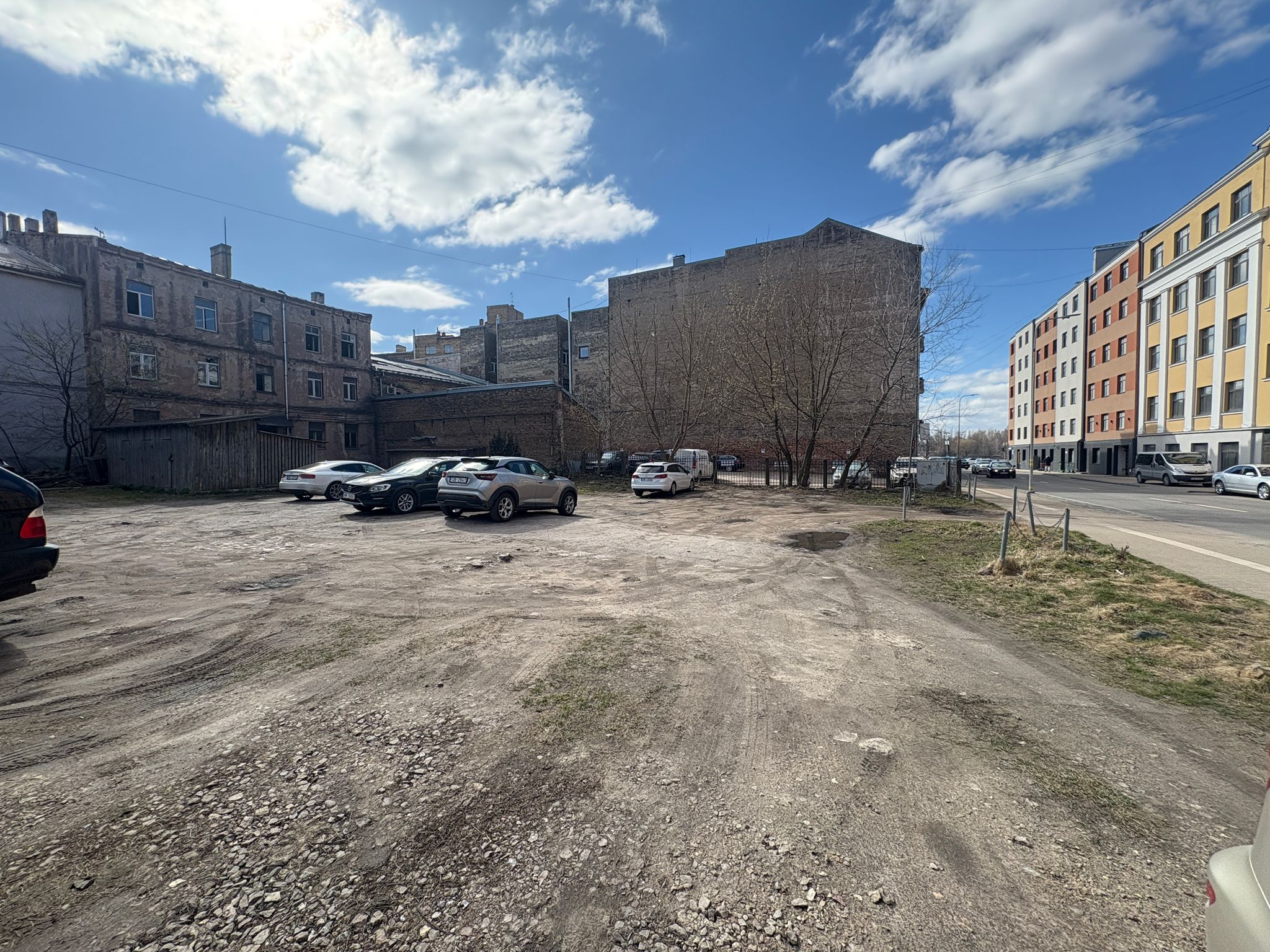 Investīciju objekts, Kārļa Milenbaha iela - Attēls 1