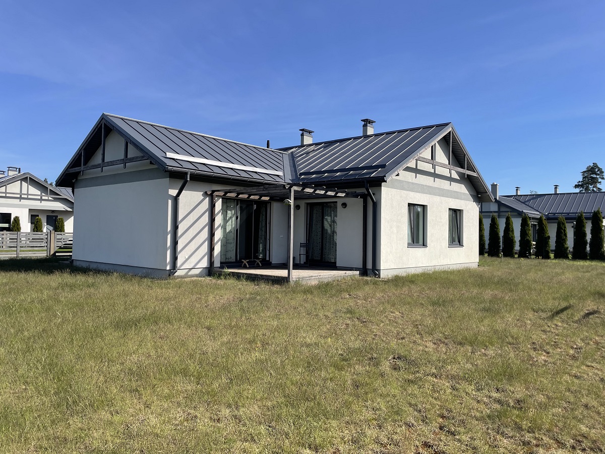 Pārdod māju, Grodu iela - Attēls 1