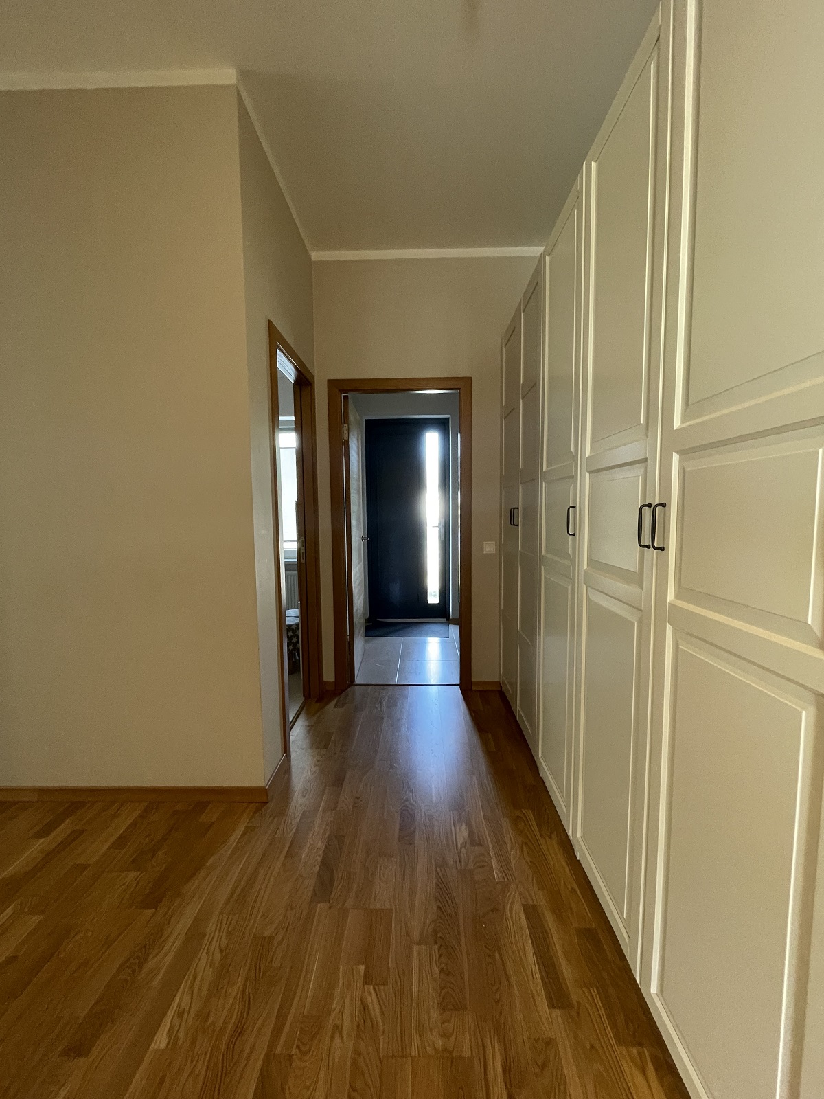 Pārdod māju, Grodu iela - Attēls 1