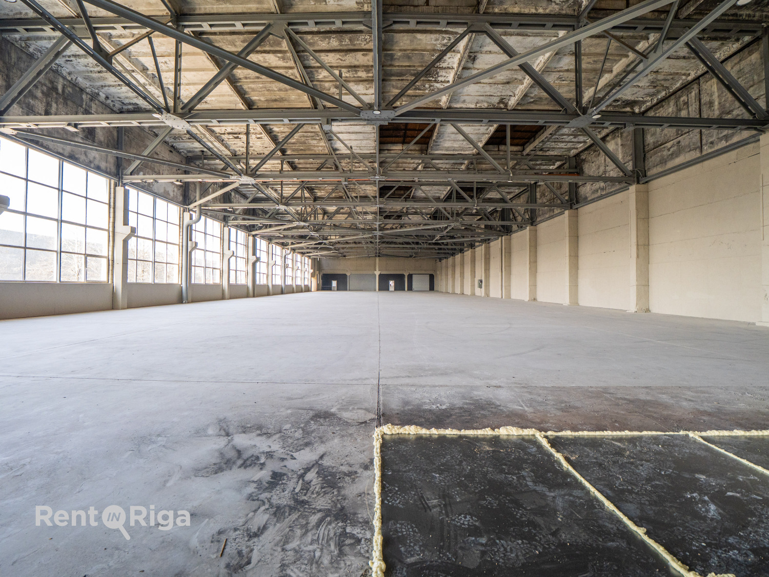 Iznomā ražošanas telpas, Uriekstes iela - Attēls 1