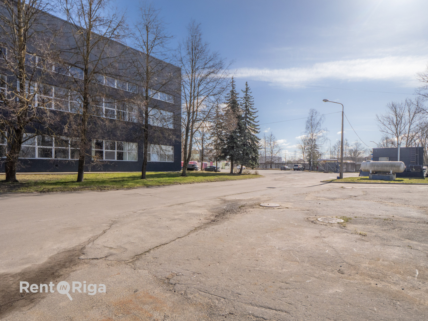 Iznomā ražošanas telpas, Uriekstes iela - Attēls 1