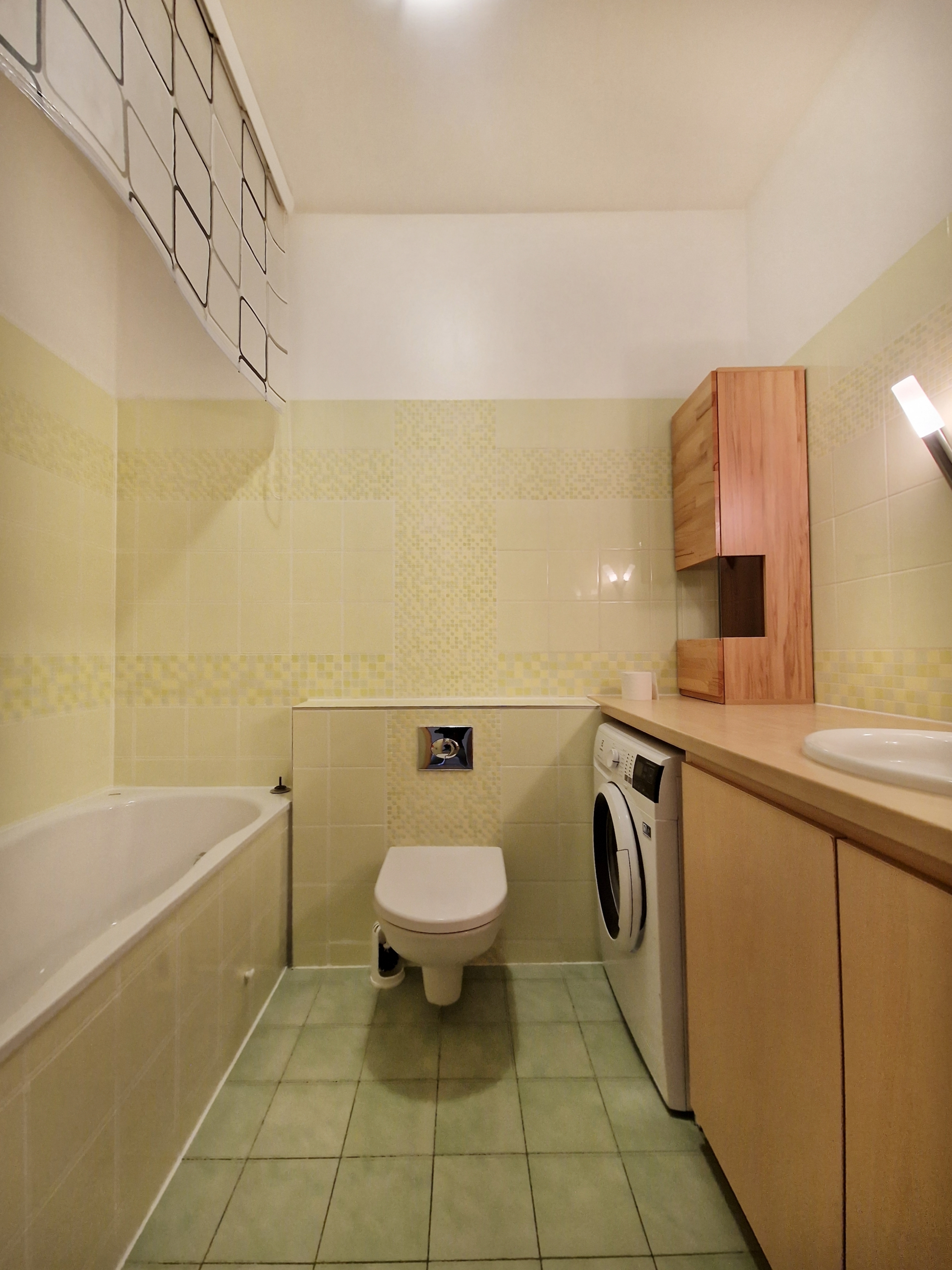 Izīrē dzīvokli, Vienības gatve 192 - Attēls 1