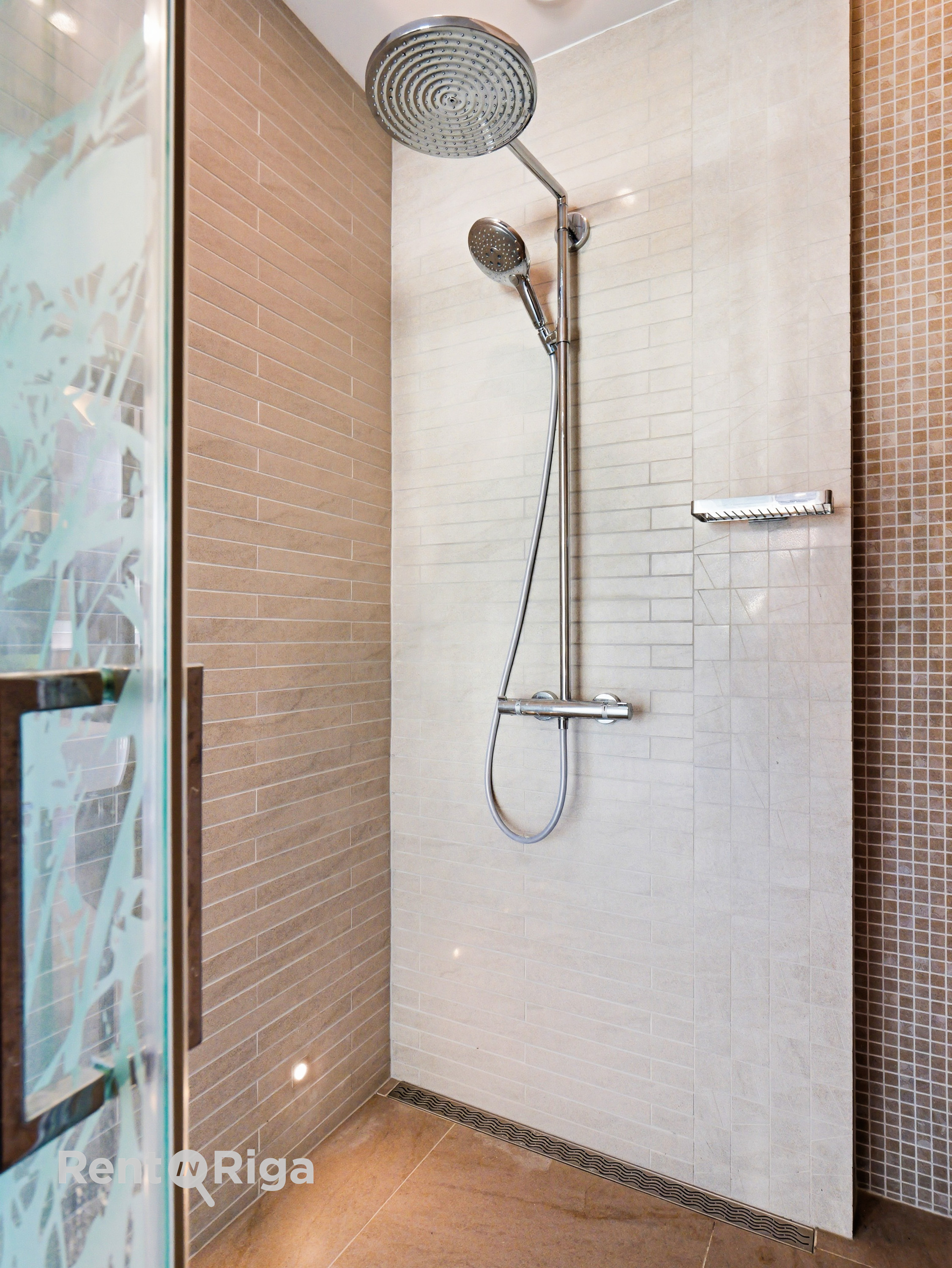 Pārdod māju, Rudzu iela - Attēls 1