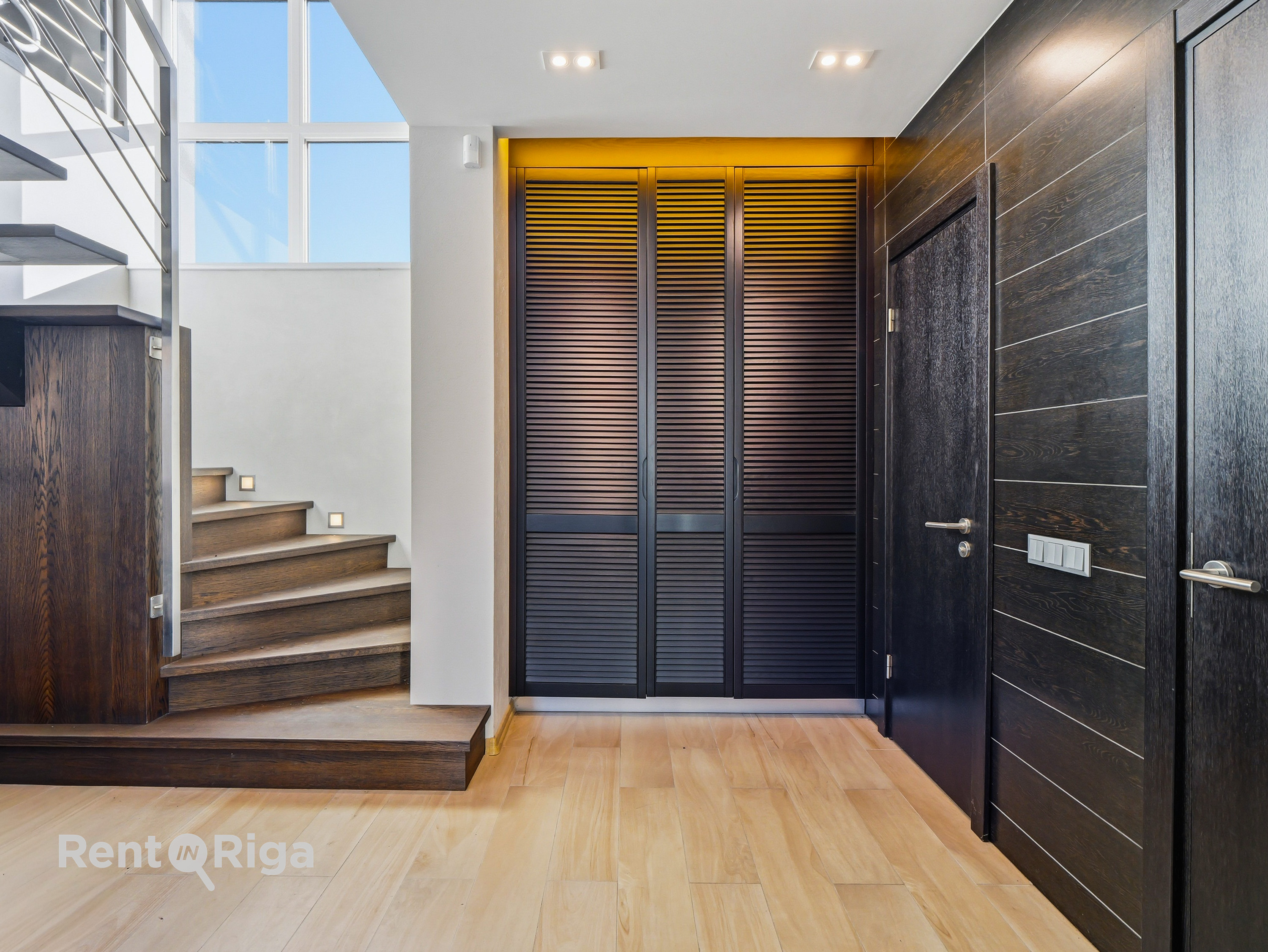 Pārdod māju, Rudzu iela - Attēls 1