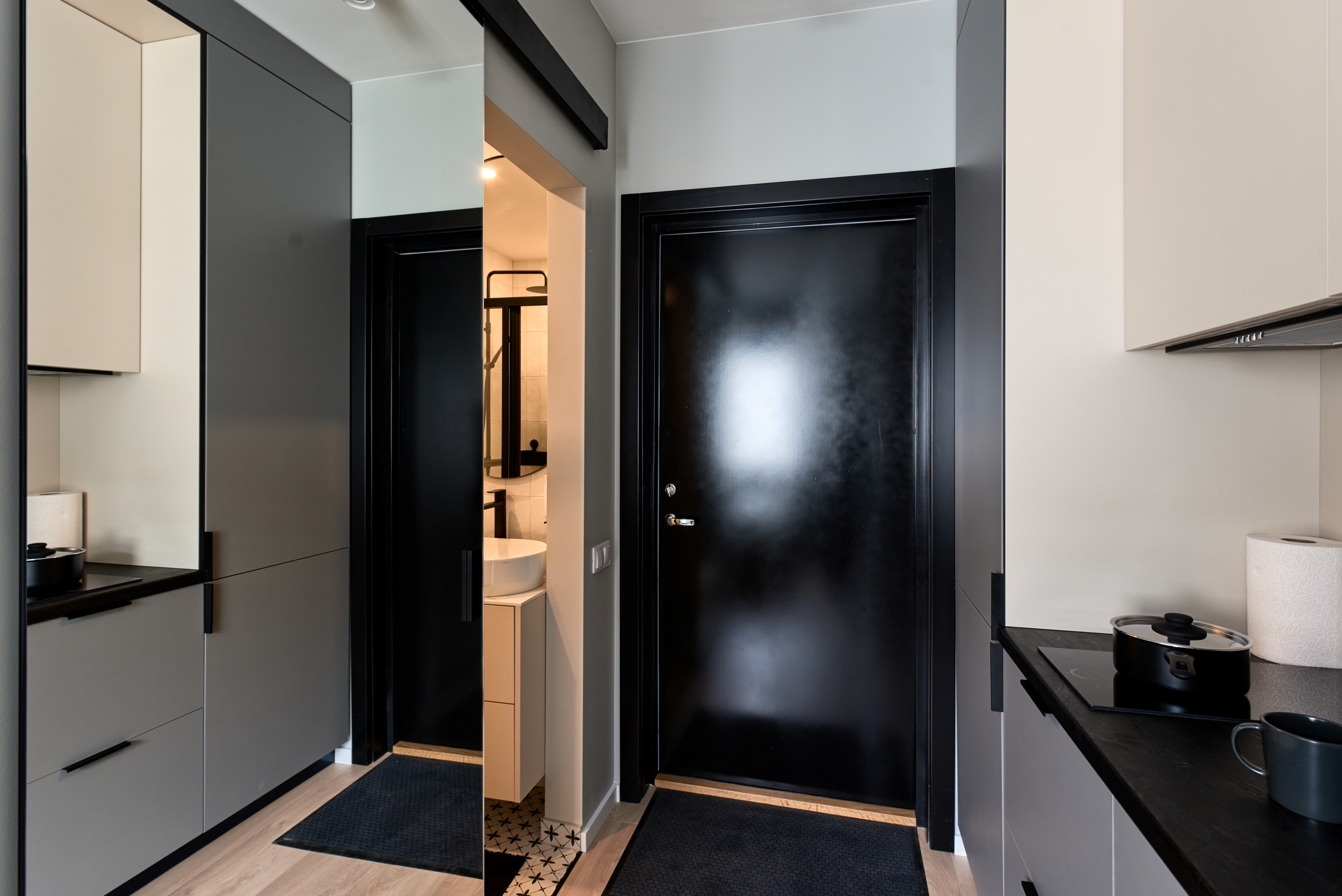 Pārdod dzīvokli, Ernesta Birznieka Upīša iela 20A - Attēls 1