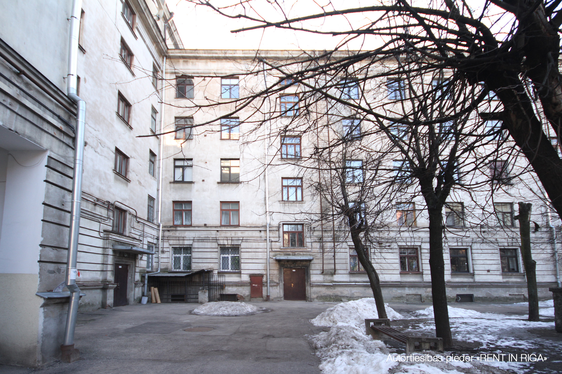 Izīrē dzīvokli, Kārļa Milenbaha iela 19 - Attēls 1