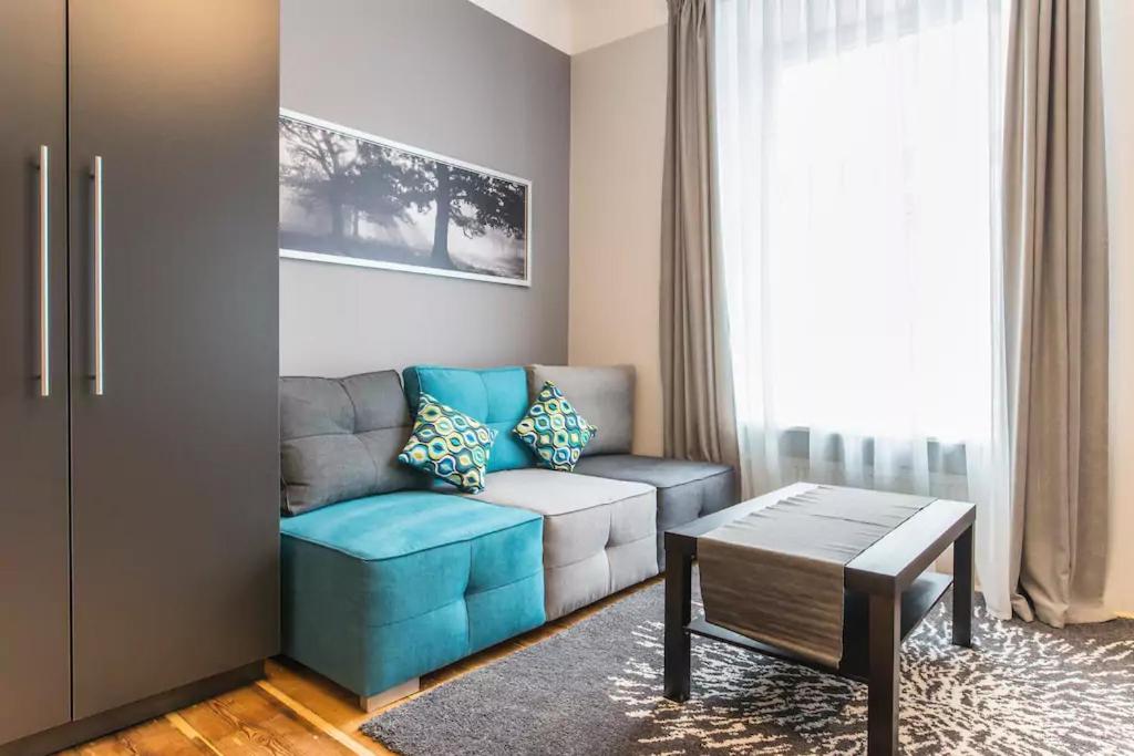 Apartment for rent, Meistaru street 23 - Image 1