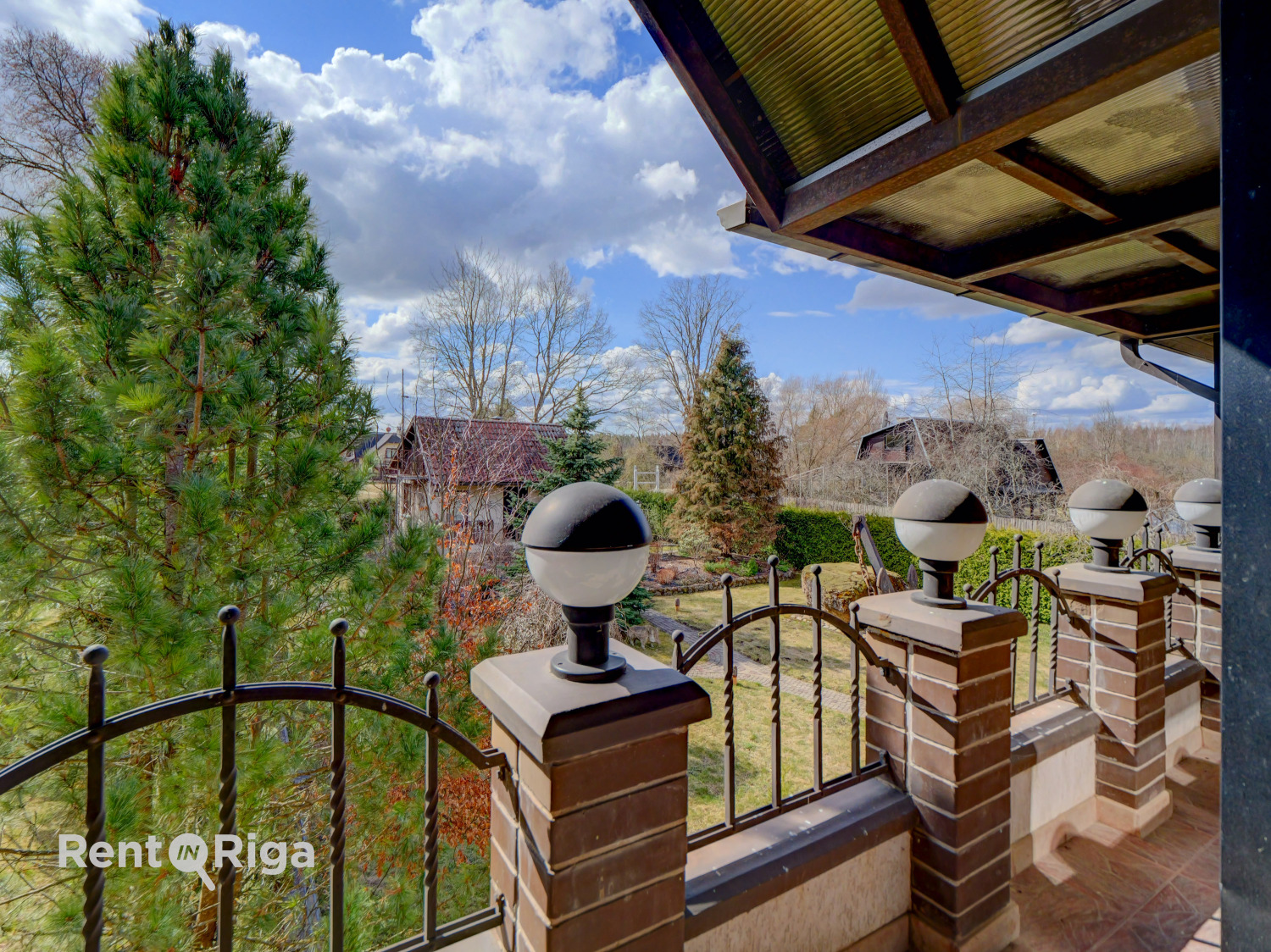 Pārdod māju, Salenieki iela - Attēls 1