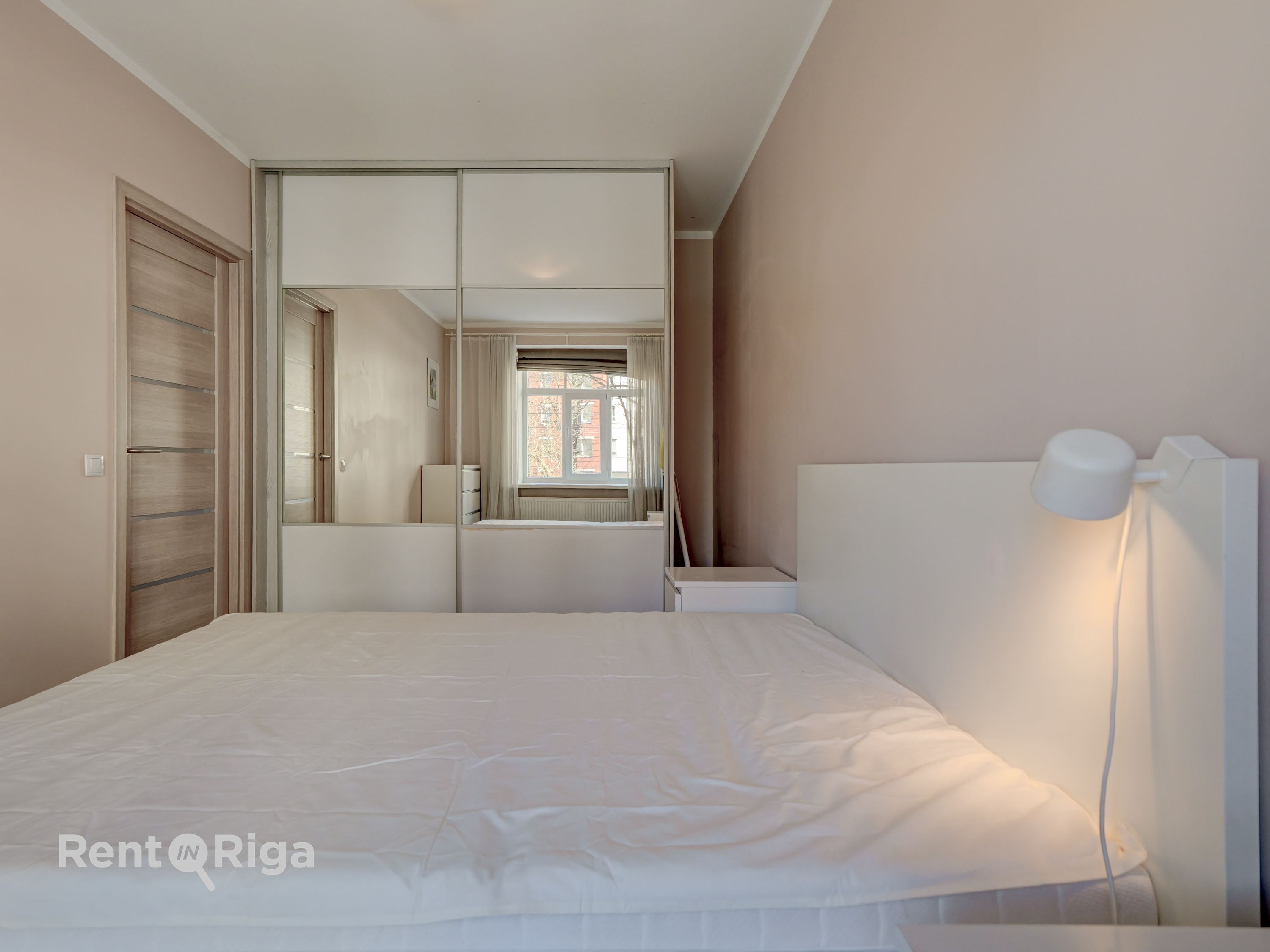 Izīrē dzīvokli, Miera iela 86 - Attēls 1