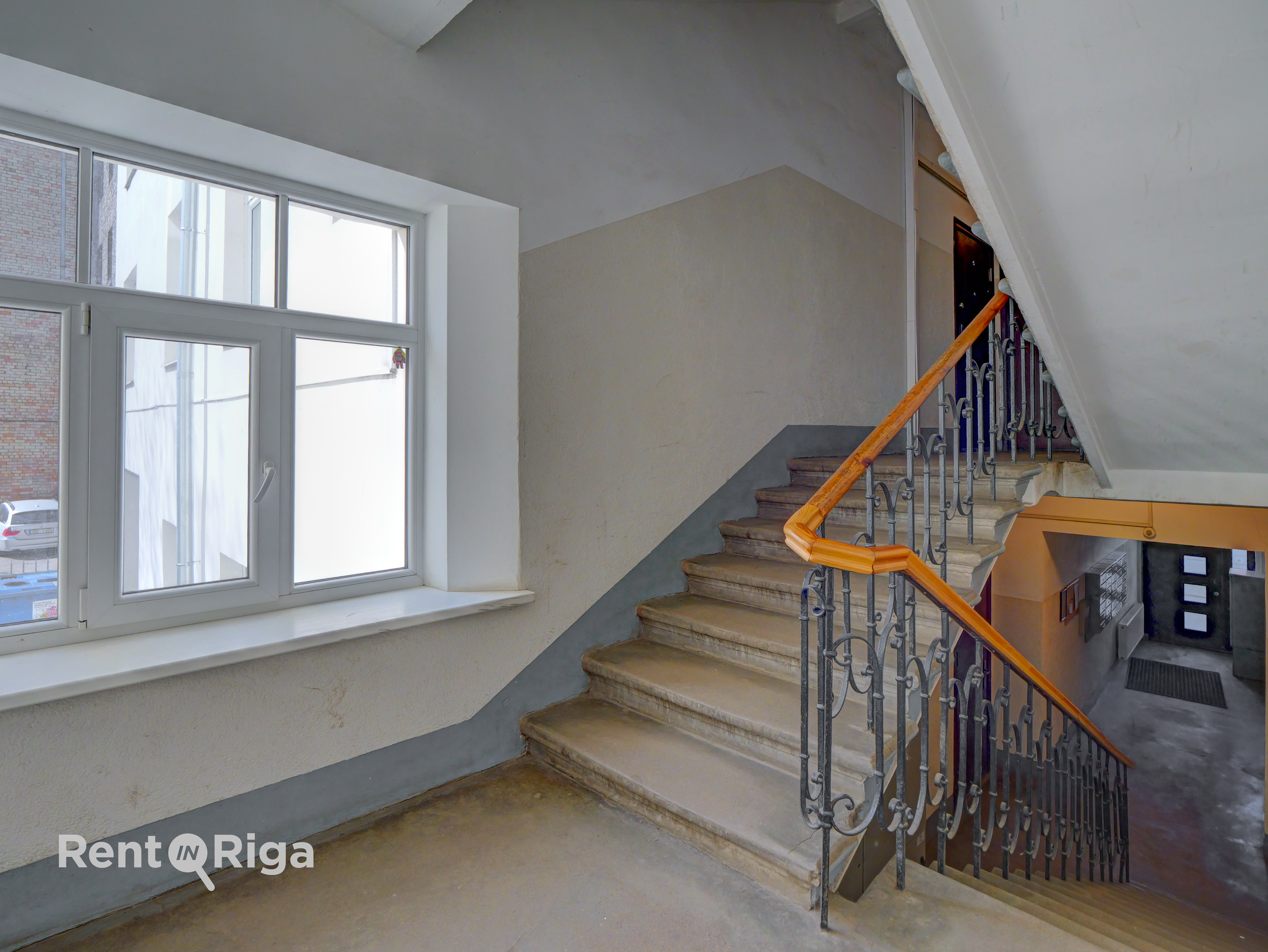 Izīrē dzīvokli, Miera iela 86 - Attēls 1