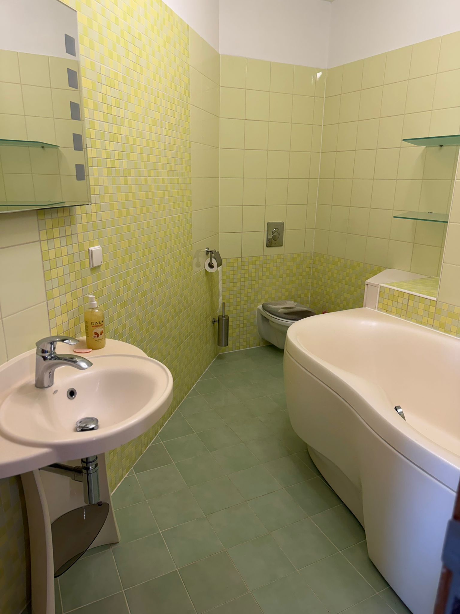 Pārdod dzīvokli, Gobu iela 1 - Attēls 1