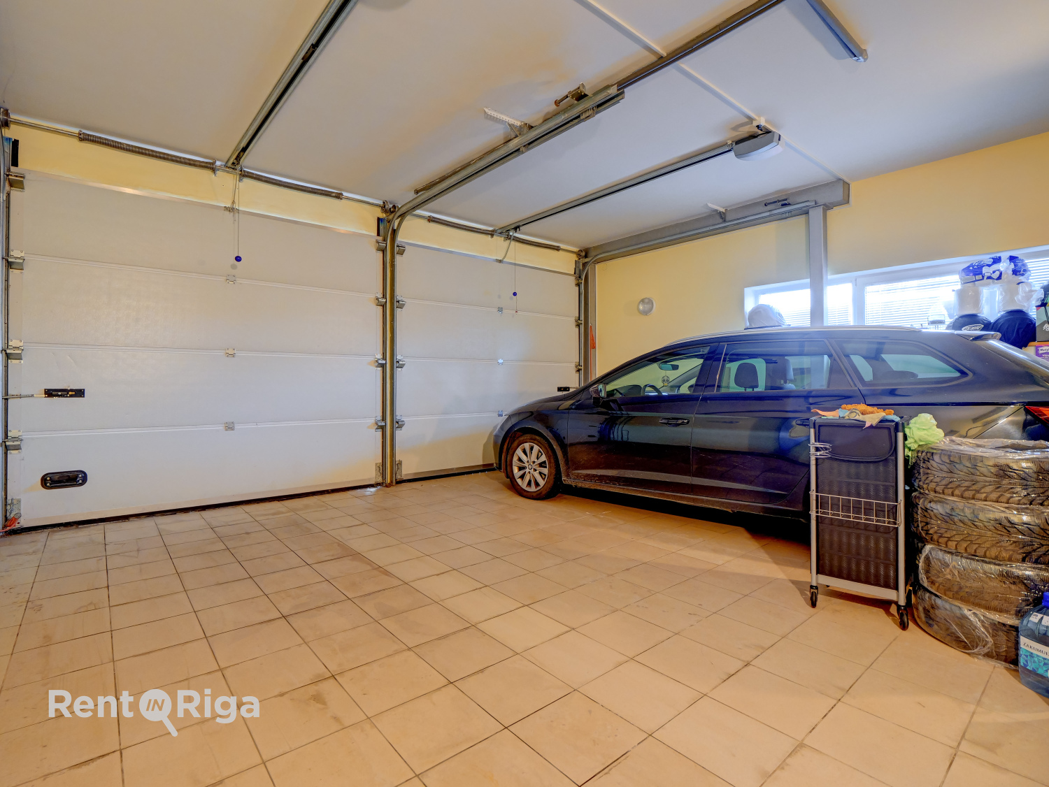 Pārdod māju, Steigas iela - Attēls 1