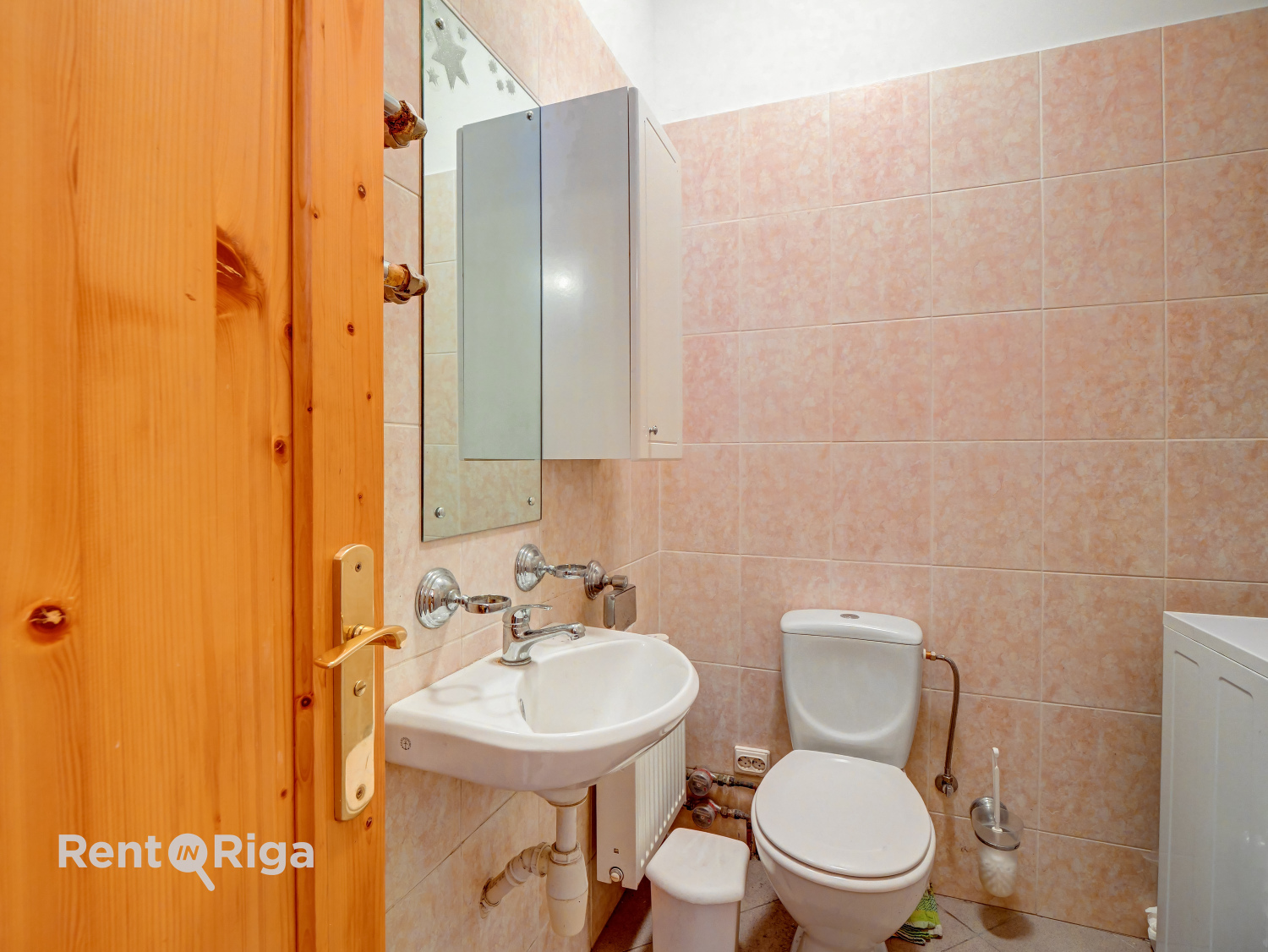 Pārdod māju, Steigas iela - Attēls 1