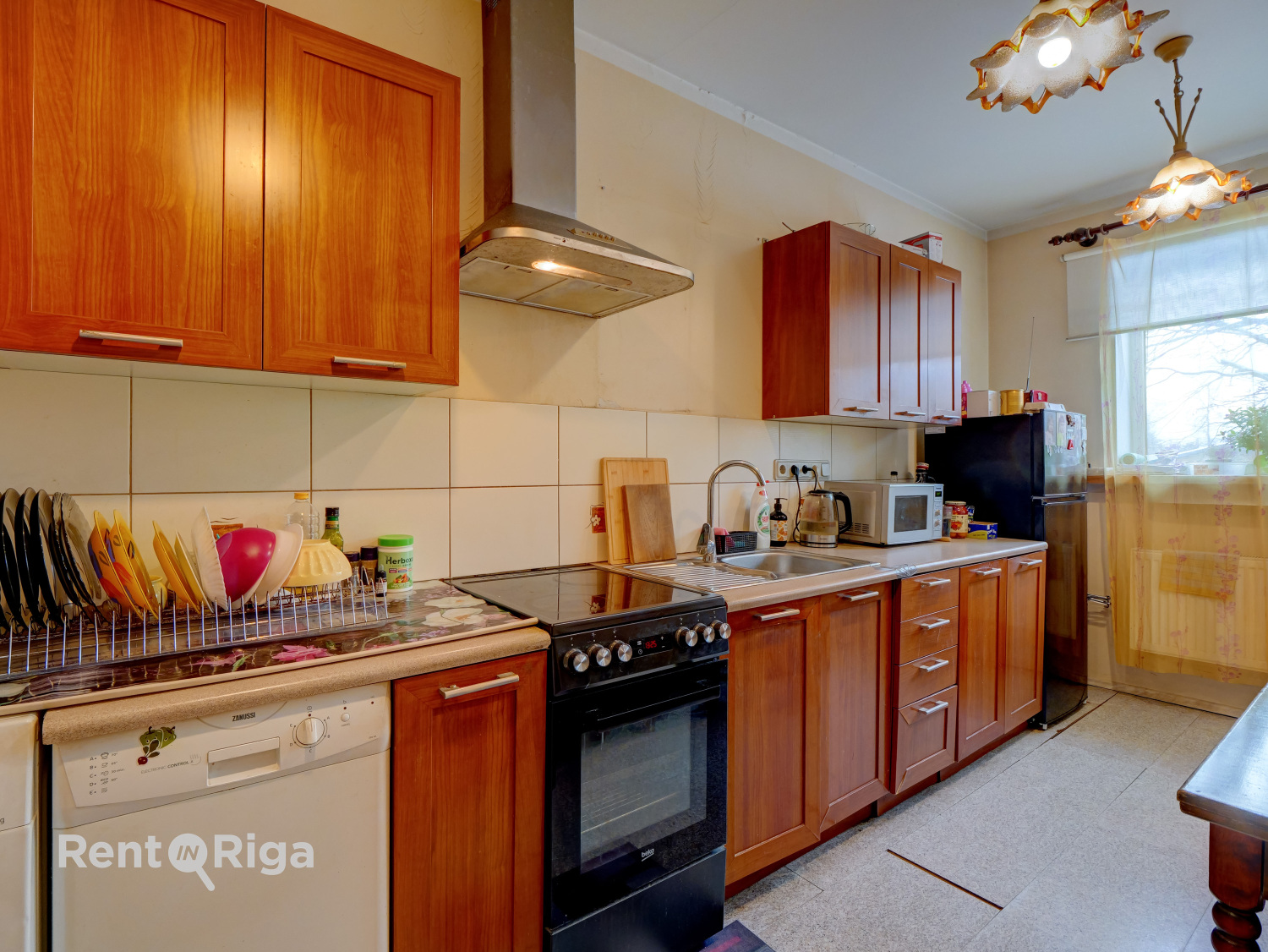 Pārdod māju, Steigas iela - Attēls 1