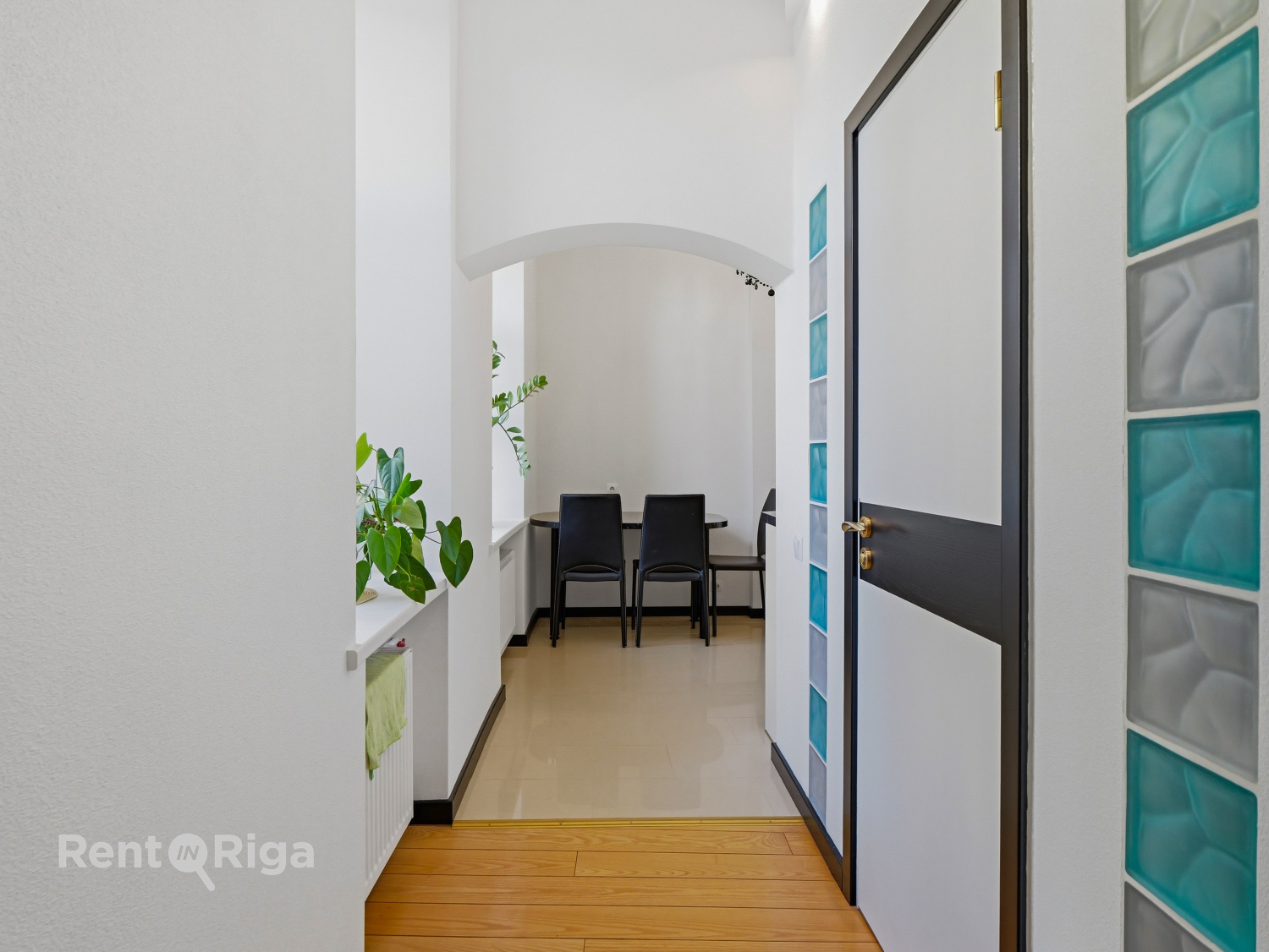 Izīrē dzīvokli, Avotu iela 53 - Attēls 1