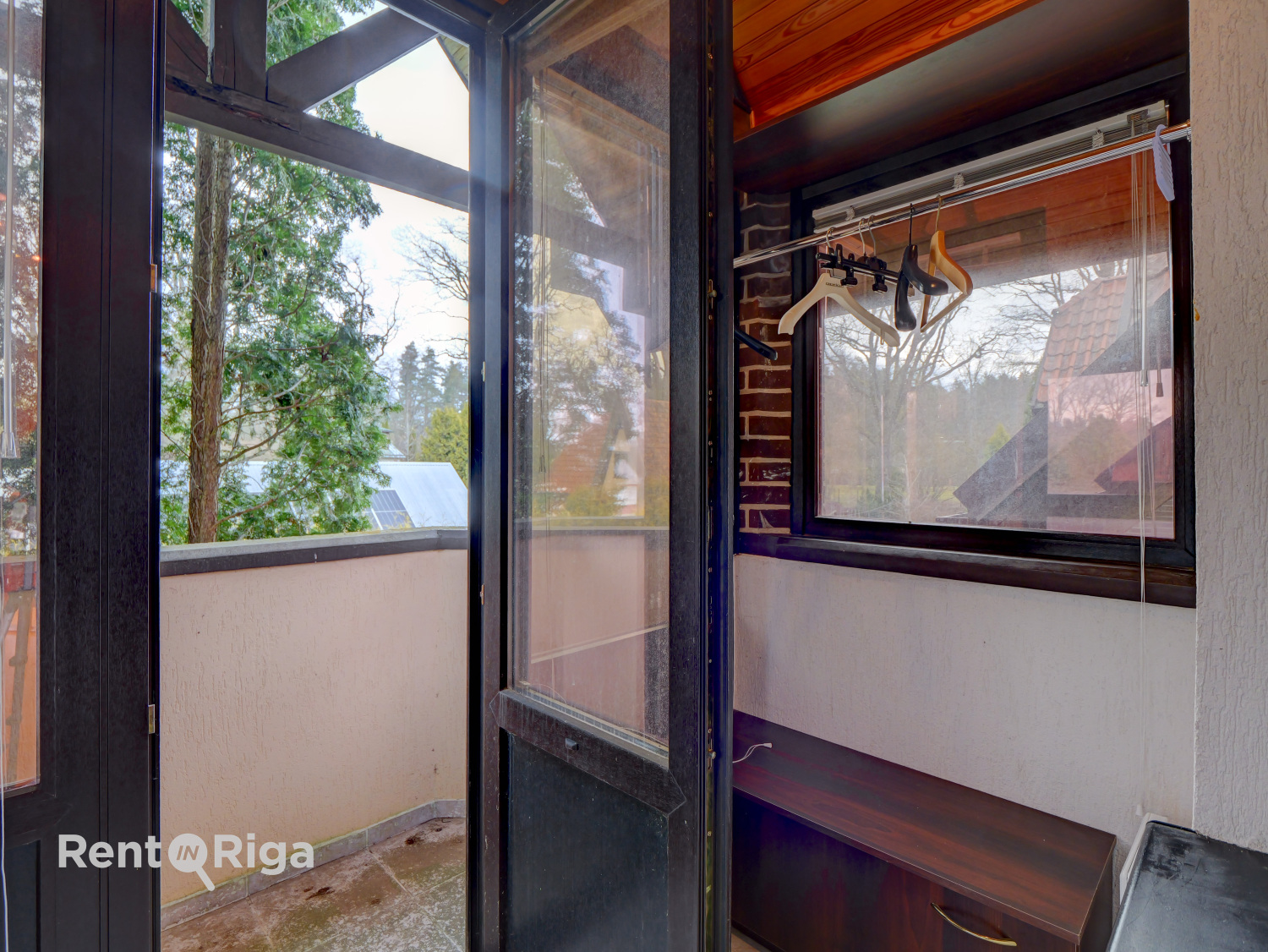 Pārdod māju, Salienieki iela - Attēls 1