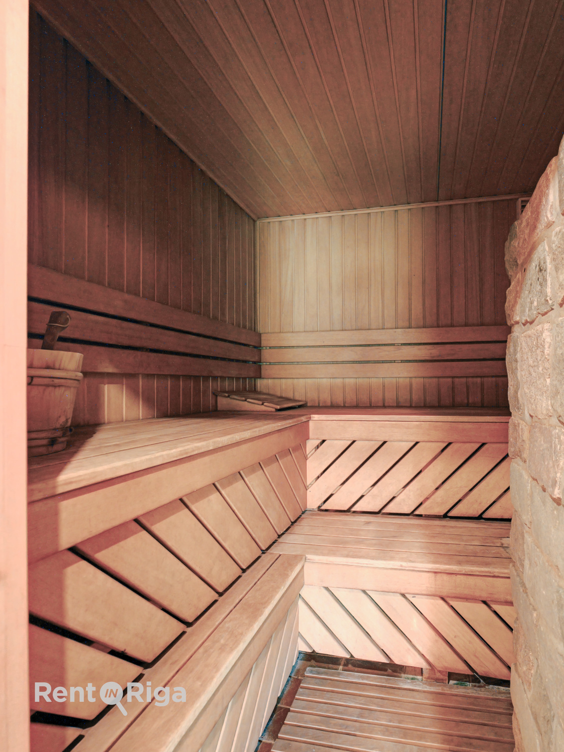 Pārdod māju, Salienieki iela - Attēls 1