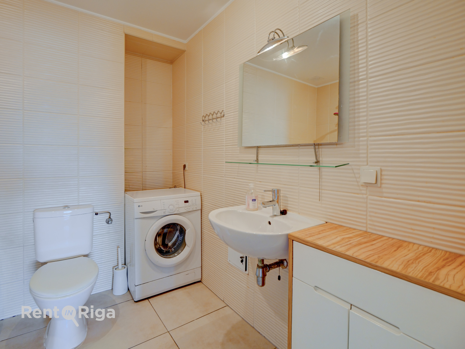 Pārdod dzīvokli, Brīvības gatve iela 386 - Attēls 1