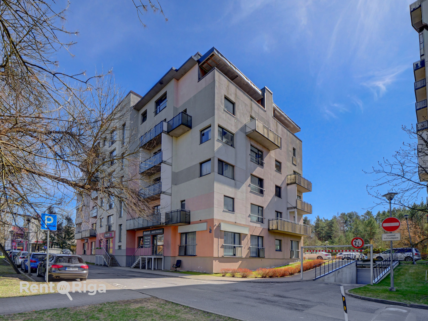 Pārdod dzīvokli, Brīvības gatve iela 386 - Attēls 1