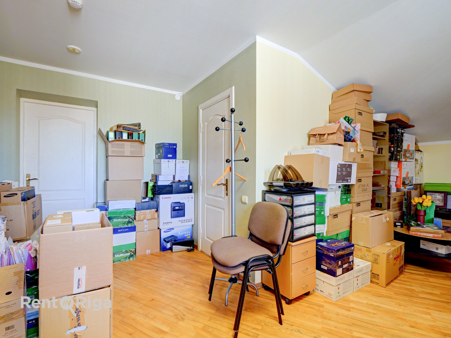 Pārdod māju, Strazdu iela - Attēls 1