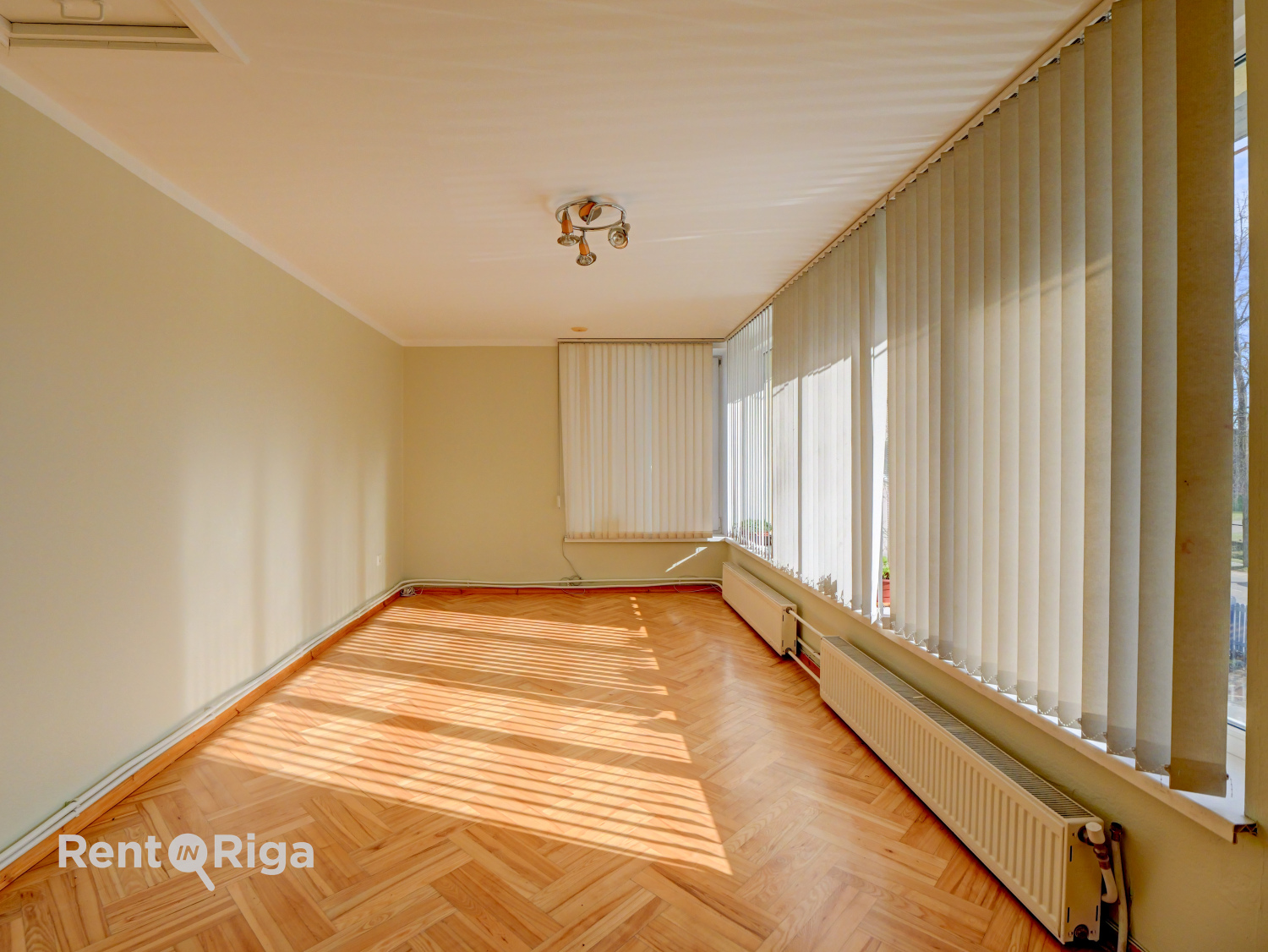 Investīciju objekts, Strazdu iela - Attēls 1