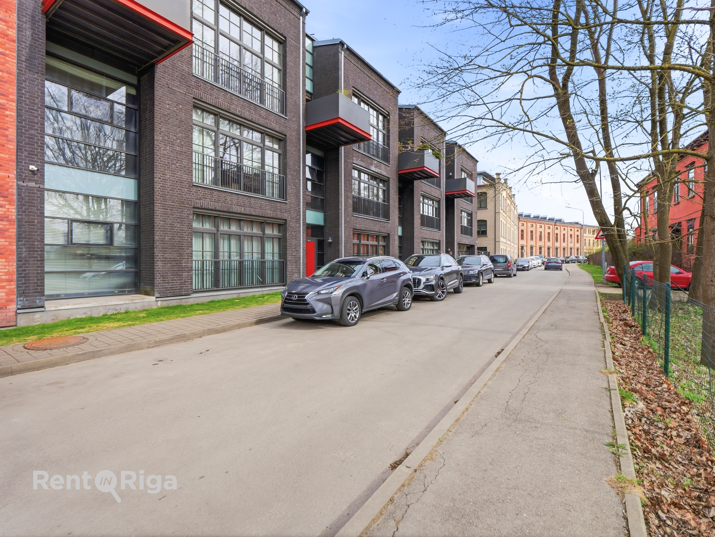 Pārdod dzīvokli, Balasta dambis iela 72 - Attēls 1