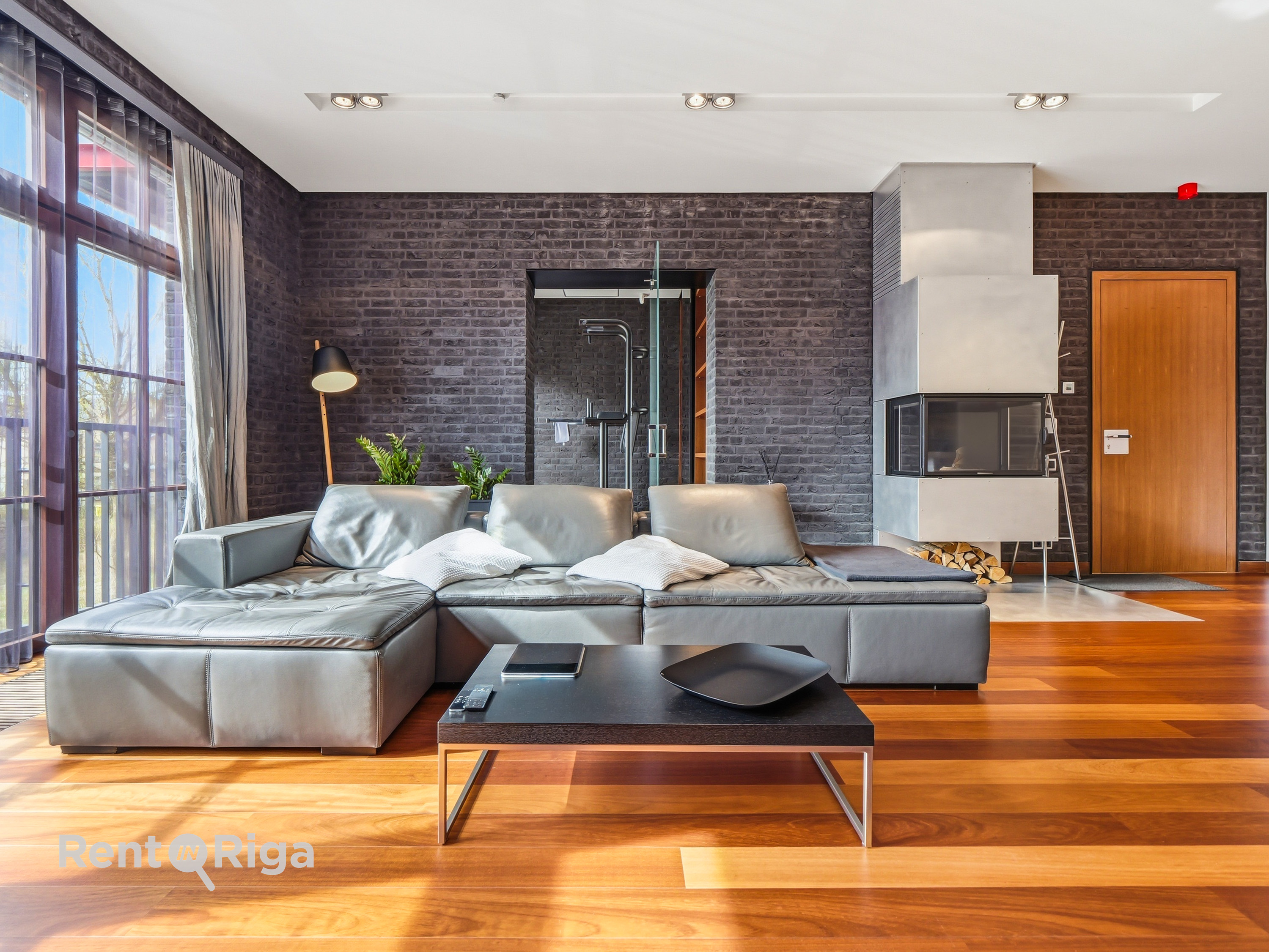 Pārdod dzīvokli, Balasta dambis iela 72 - Attēls 1