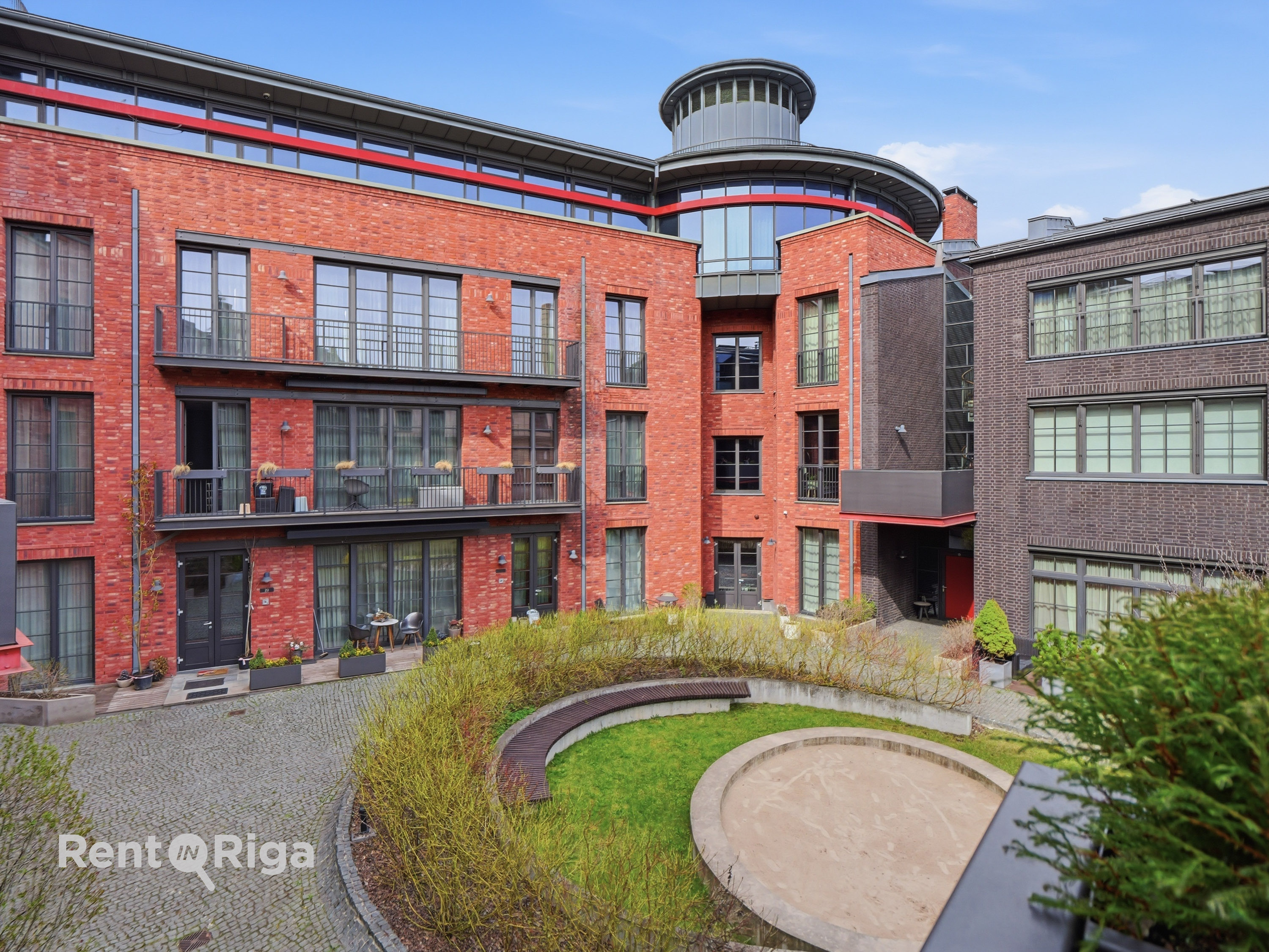 Pārdod dzīvokli, Balasta dambis iela 72 - Attēls 1