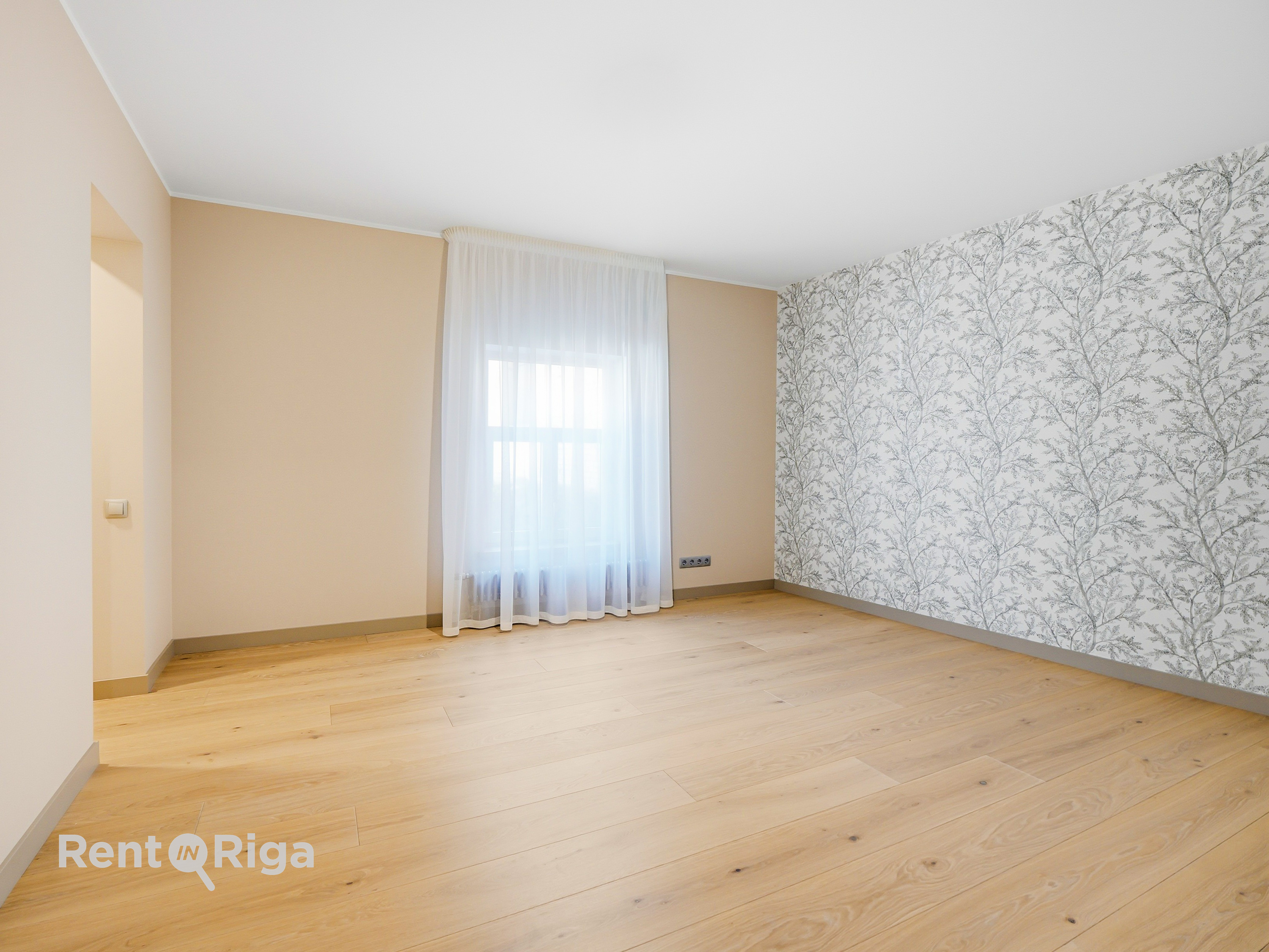 Izīrē māju, Tirgus iela - Attēls 1