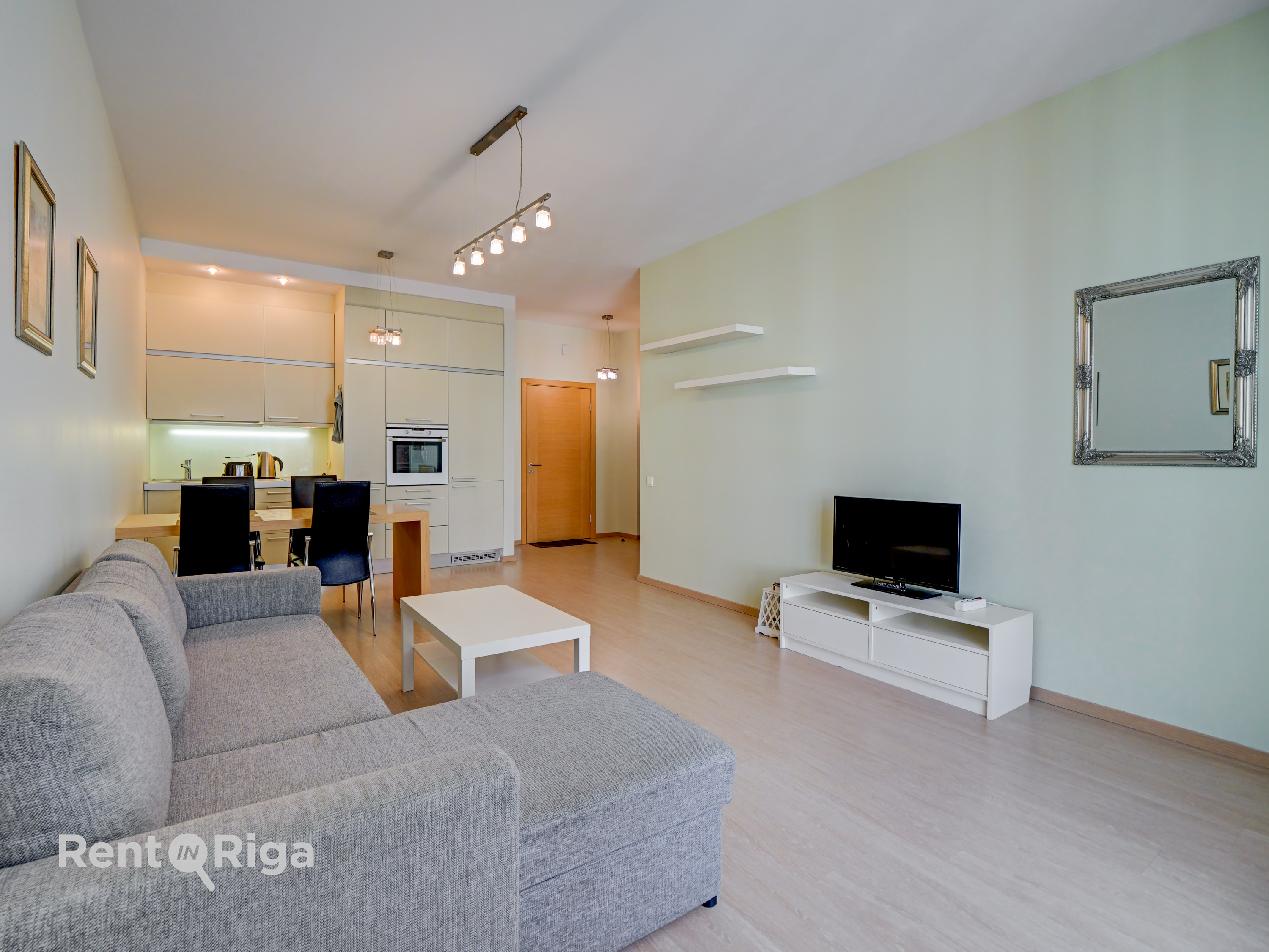 Izīrē dzīvokli, Republikas laukums iela 3 - Attēls 1