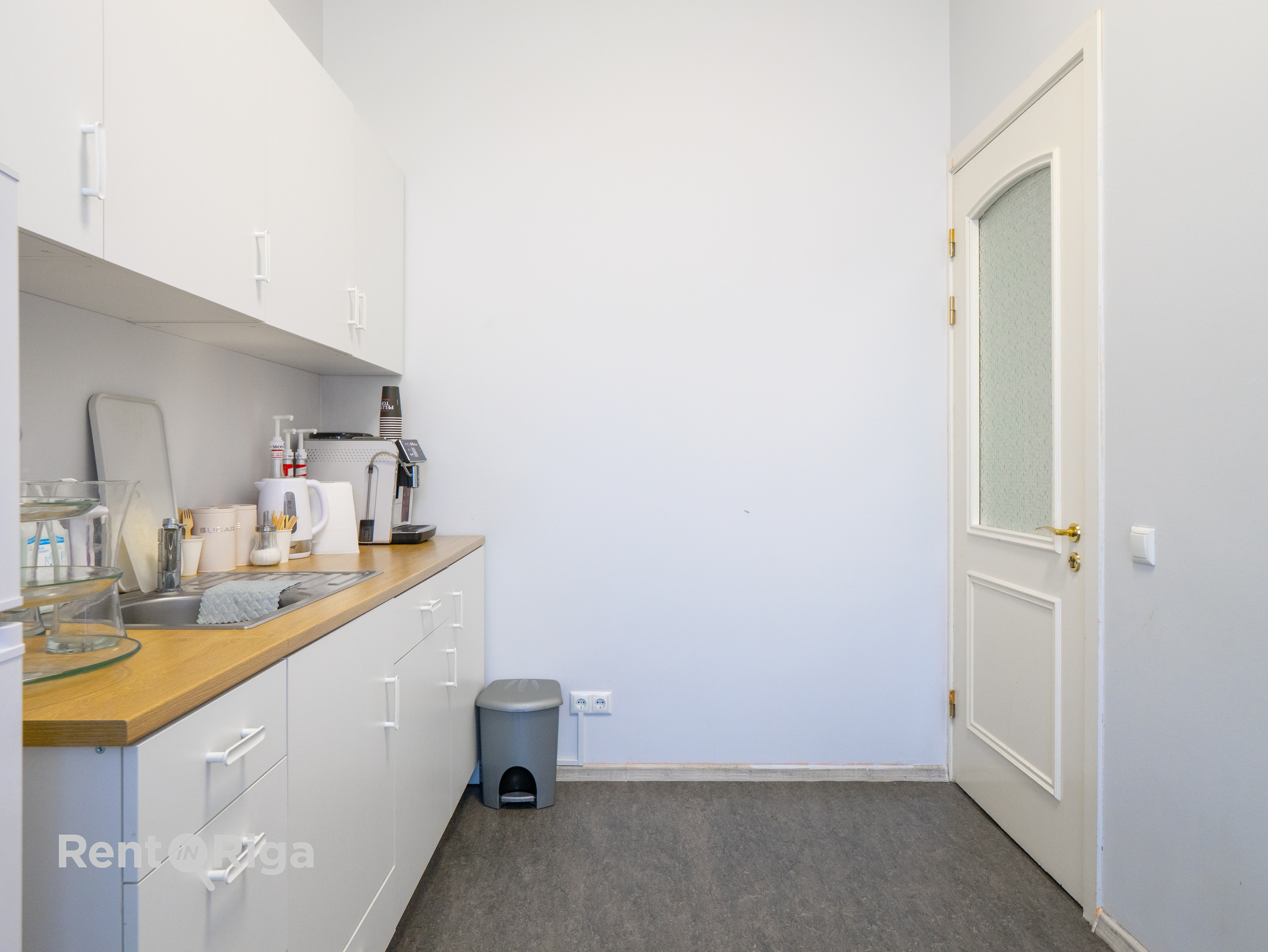 Pārdod tirdzniecības telpas, Hospitāļu iela - Attēls 1