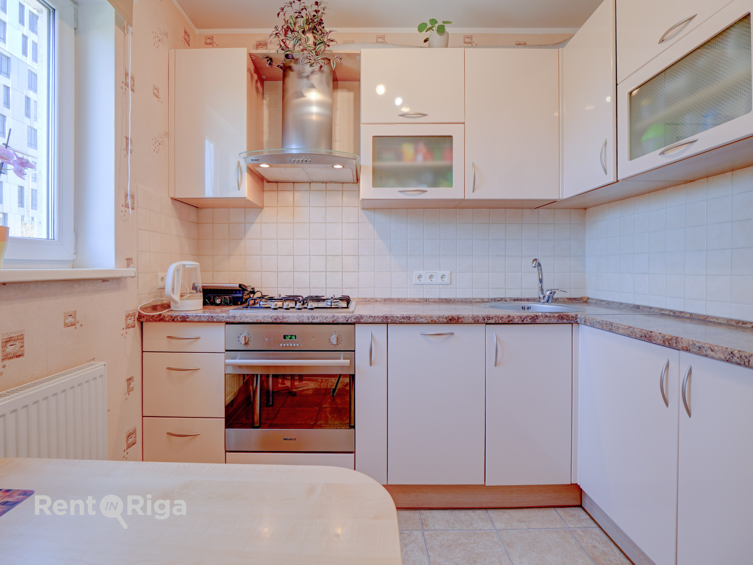 Pārdod dzīvokli, Aleksandra Bieziņa iela 2 - Attēls 1