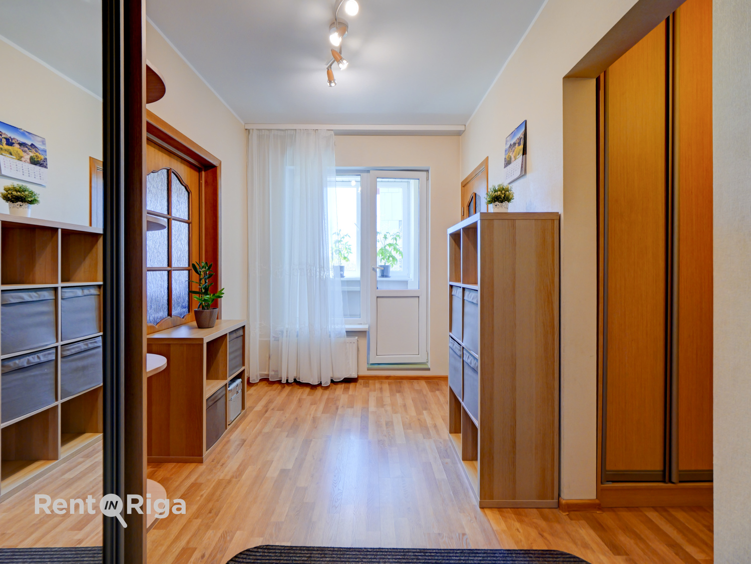 Pārdod dzīvokli, Aleksandra Bieziņa iela 2 - Attēls 1