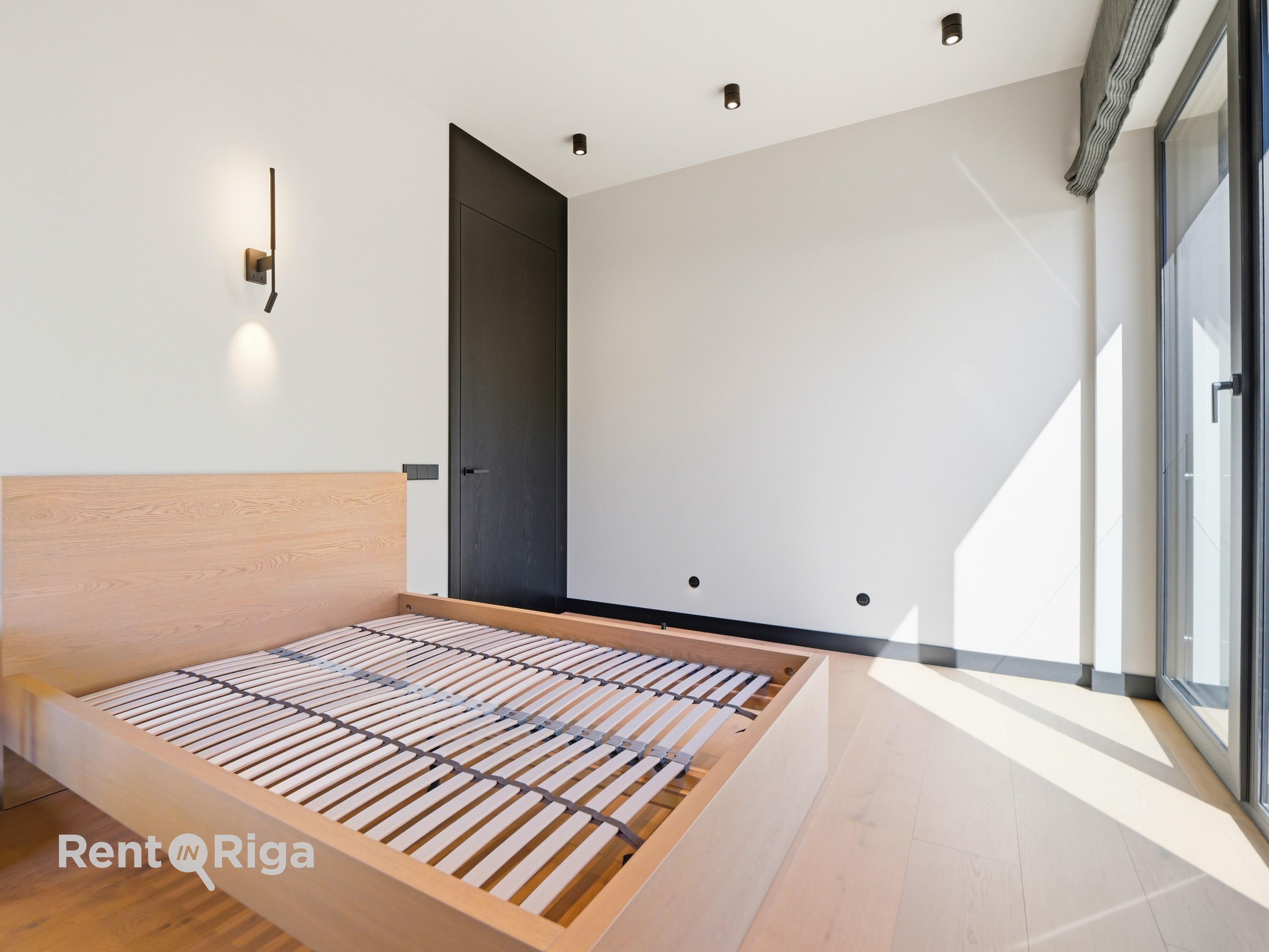 Izīrē māju, Vējavas iela - Attēls 1