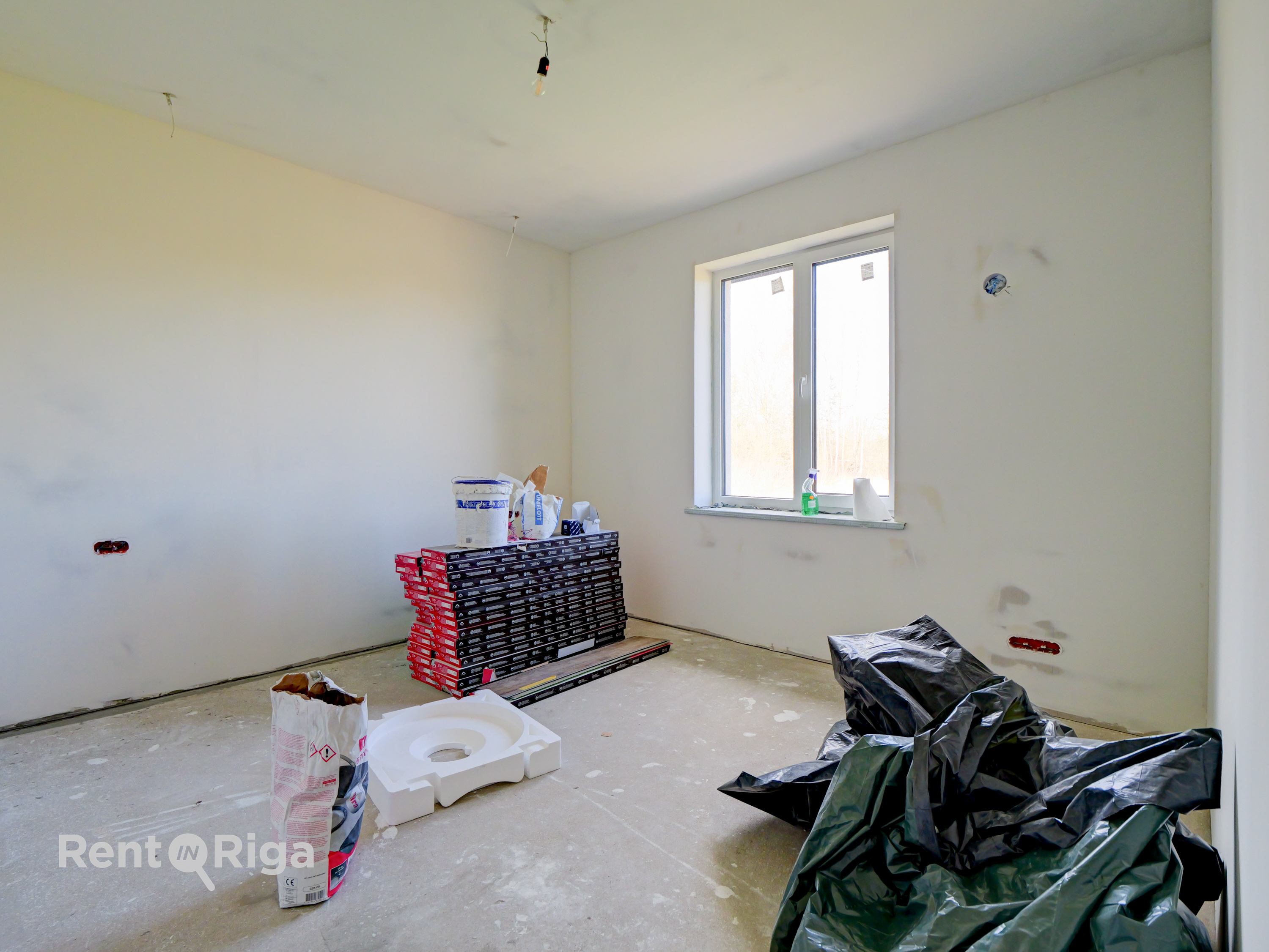 Izīrē māju, Jaunaustras iela - Attēls 1