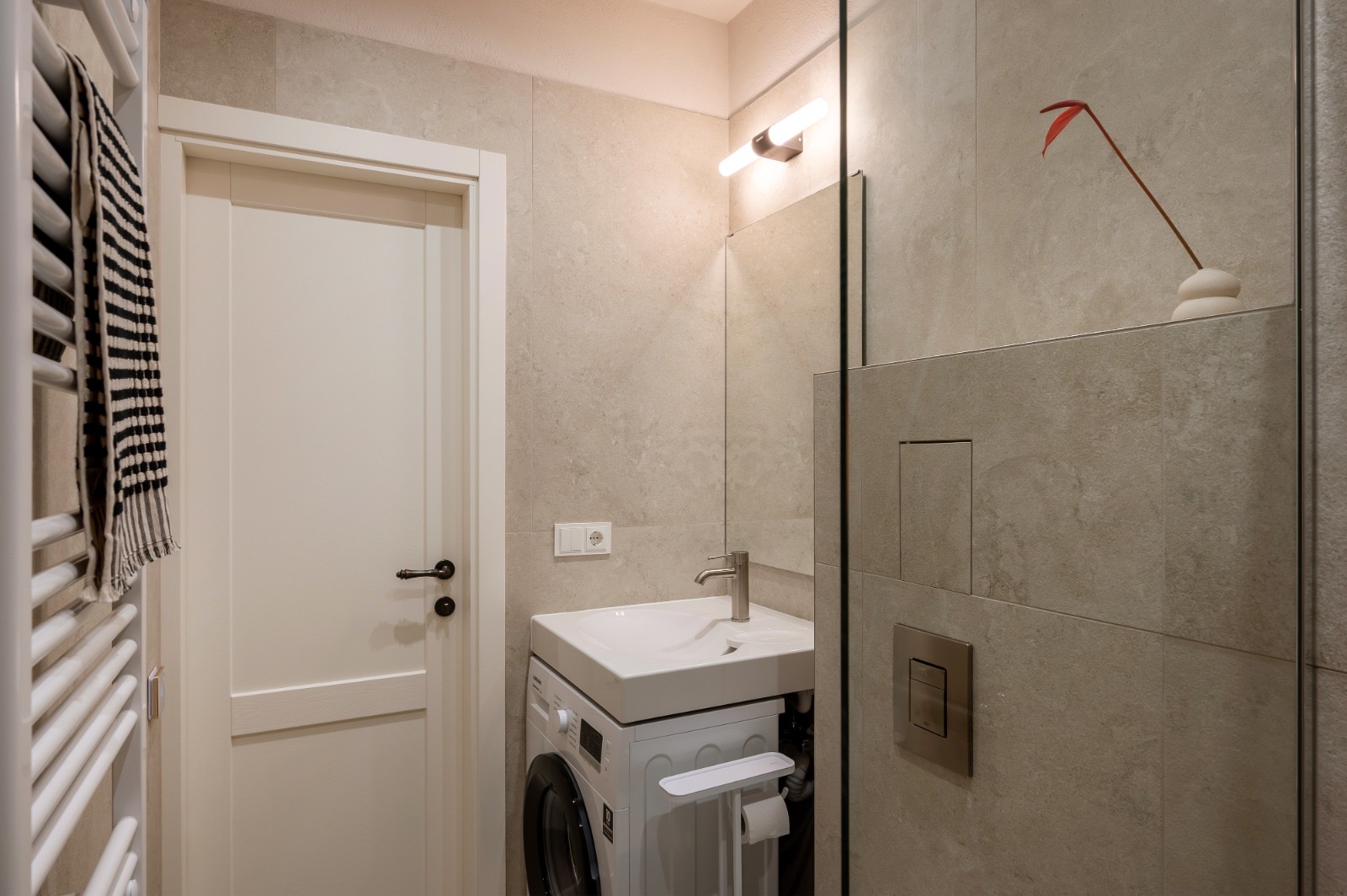 Izīrē dzīvokli, Augšiela iela 8 - Attēls 1