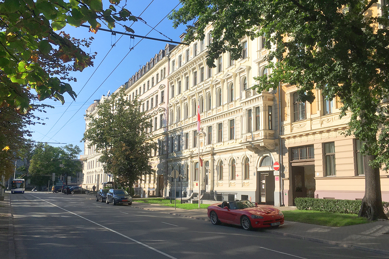 Izīrē dzīvokli, Raiņa bulvaris 3 - Attēls 1