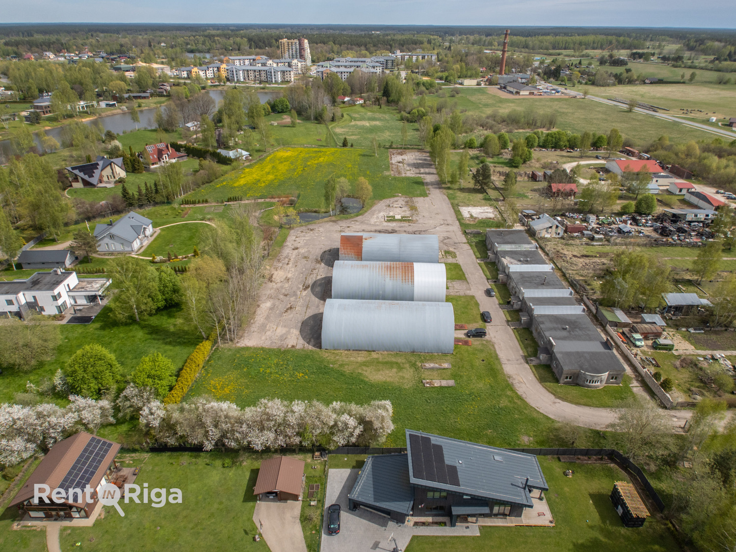 Pārdod zemi, Podnieku iela - Attēls 1