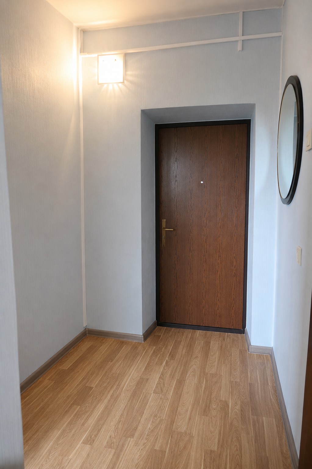 Pārdod dzīvokli, Māras iela 6 - Attēls 1
