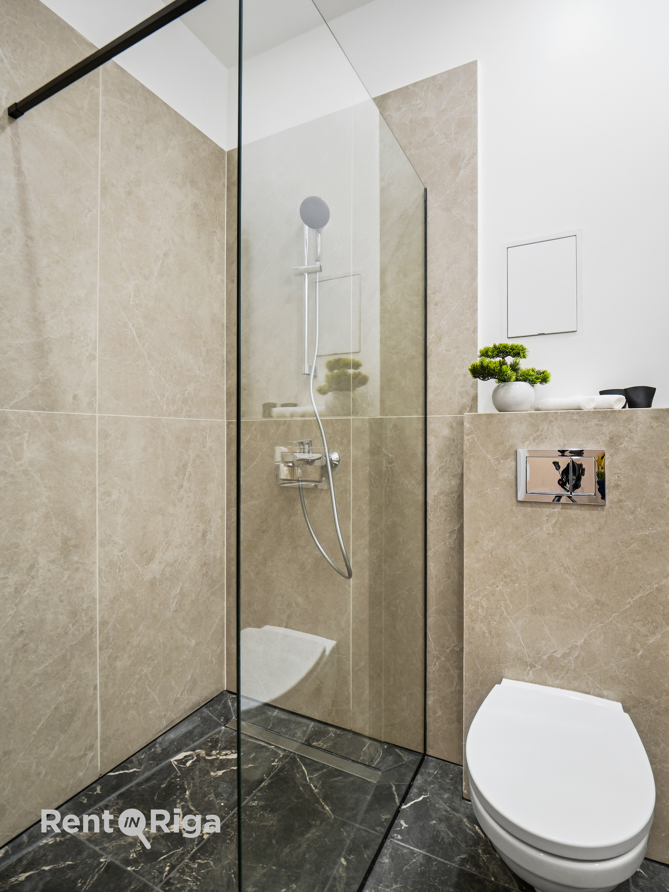 Pārdod dzīvokli, Brīvības iela 68 - Attēls 1