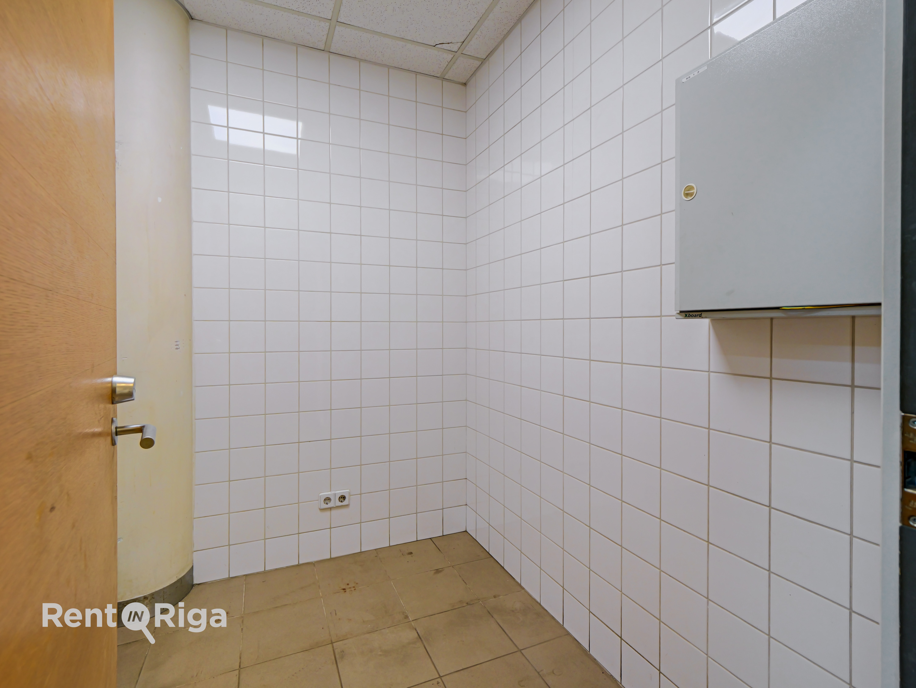 Iznomā tirdzniecības telpas, Vienības gatve iela - Attēls 1