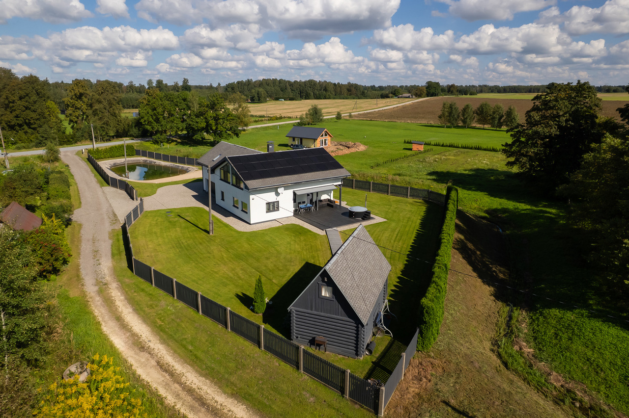 Pārdod māju, Odiņi iela - Attēls 1