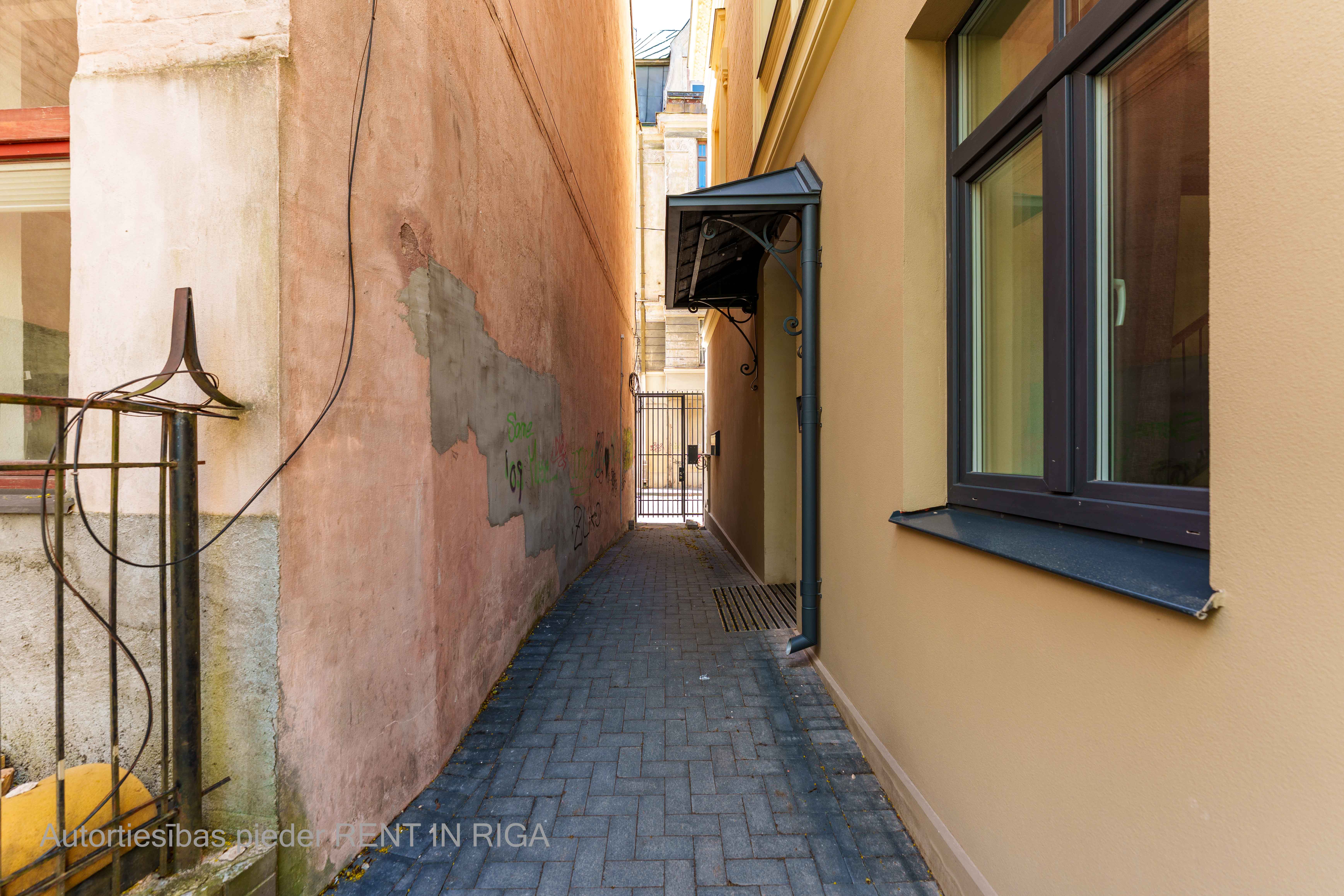 Izīrē dzīvokli, Daugavgrīvas iela 3 - Attēls 1
