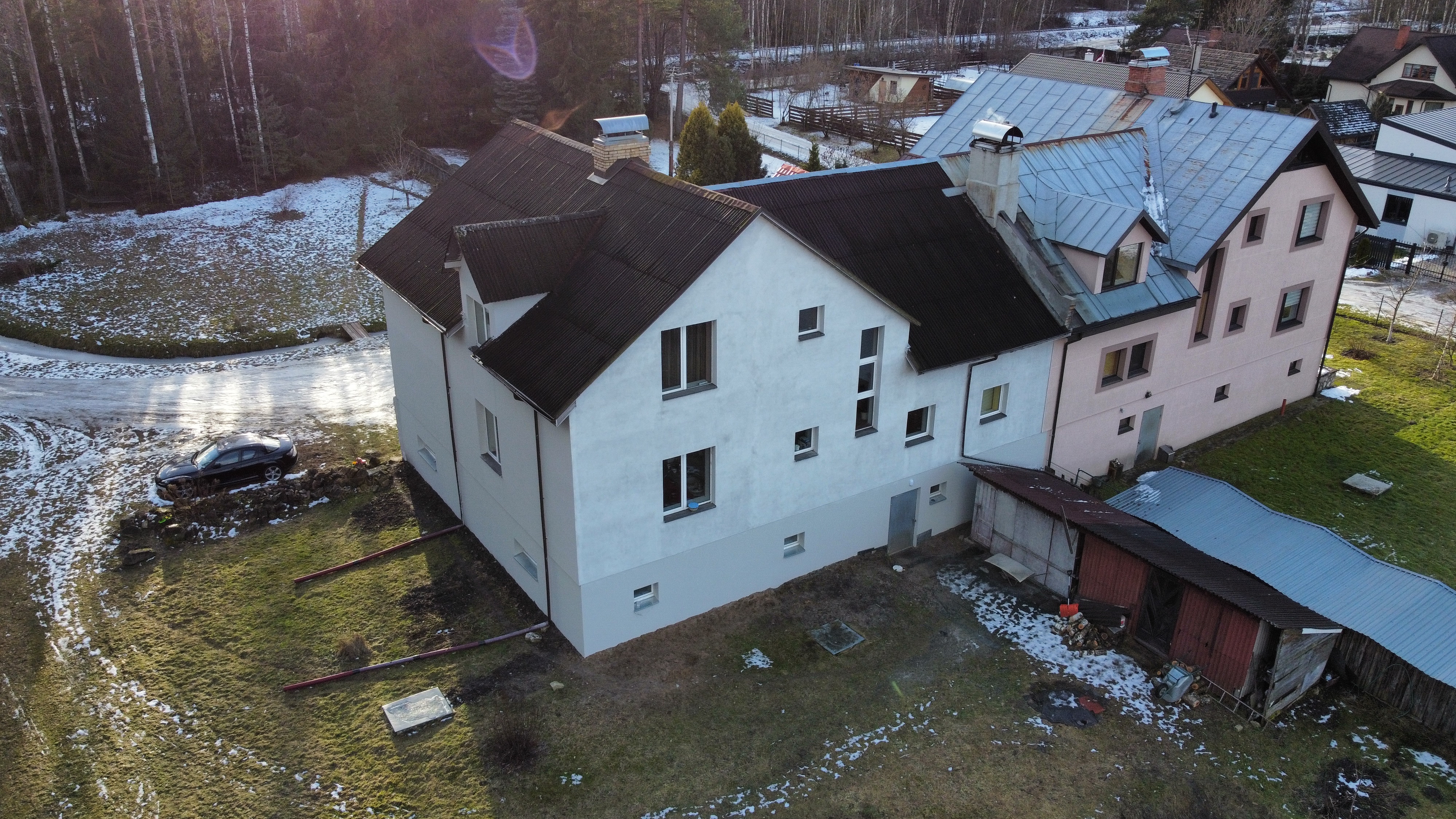 Pārdod māju, Lejasaustrumi iela - Attēls 1