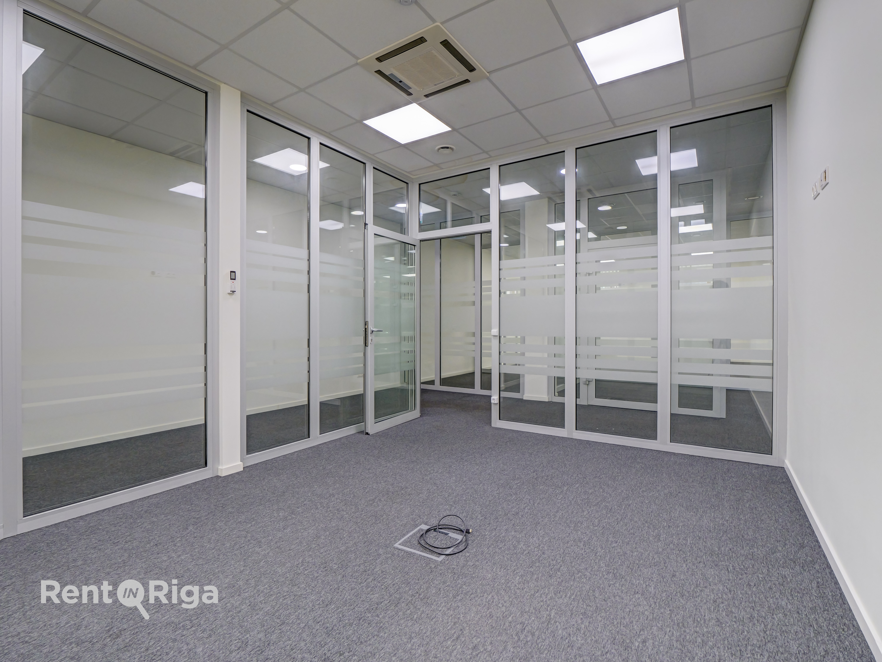 Office for rent, Dzirnavu street - Image 1