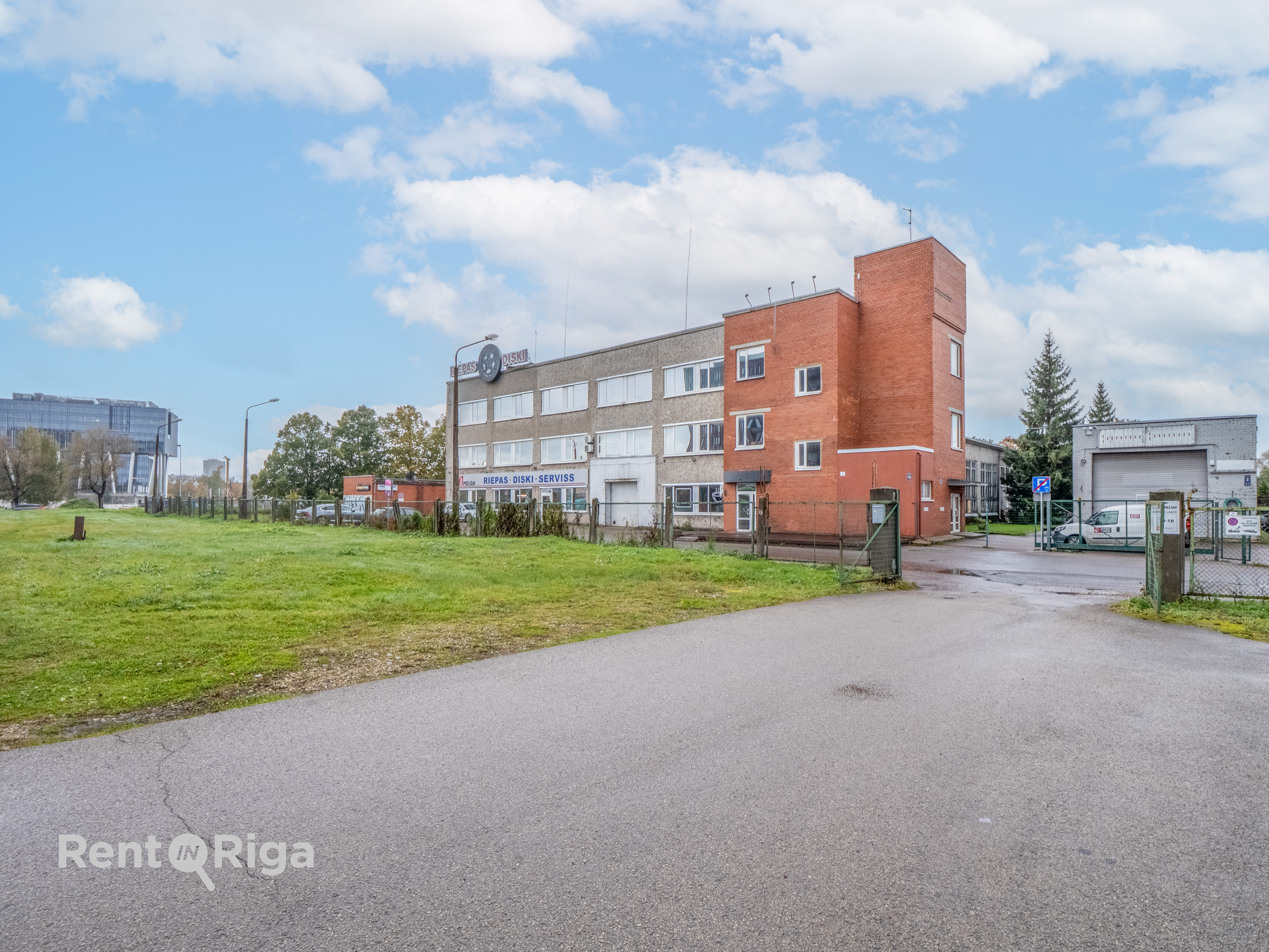 Iznomā biroju, Sporta iela - Attēls 1