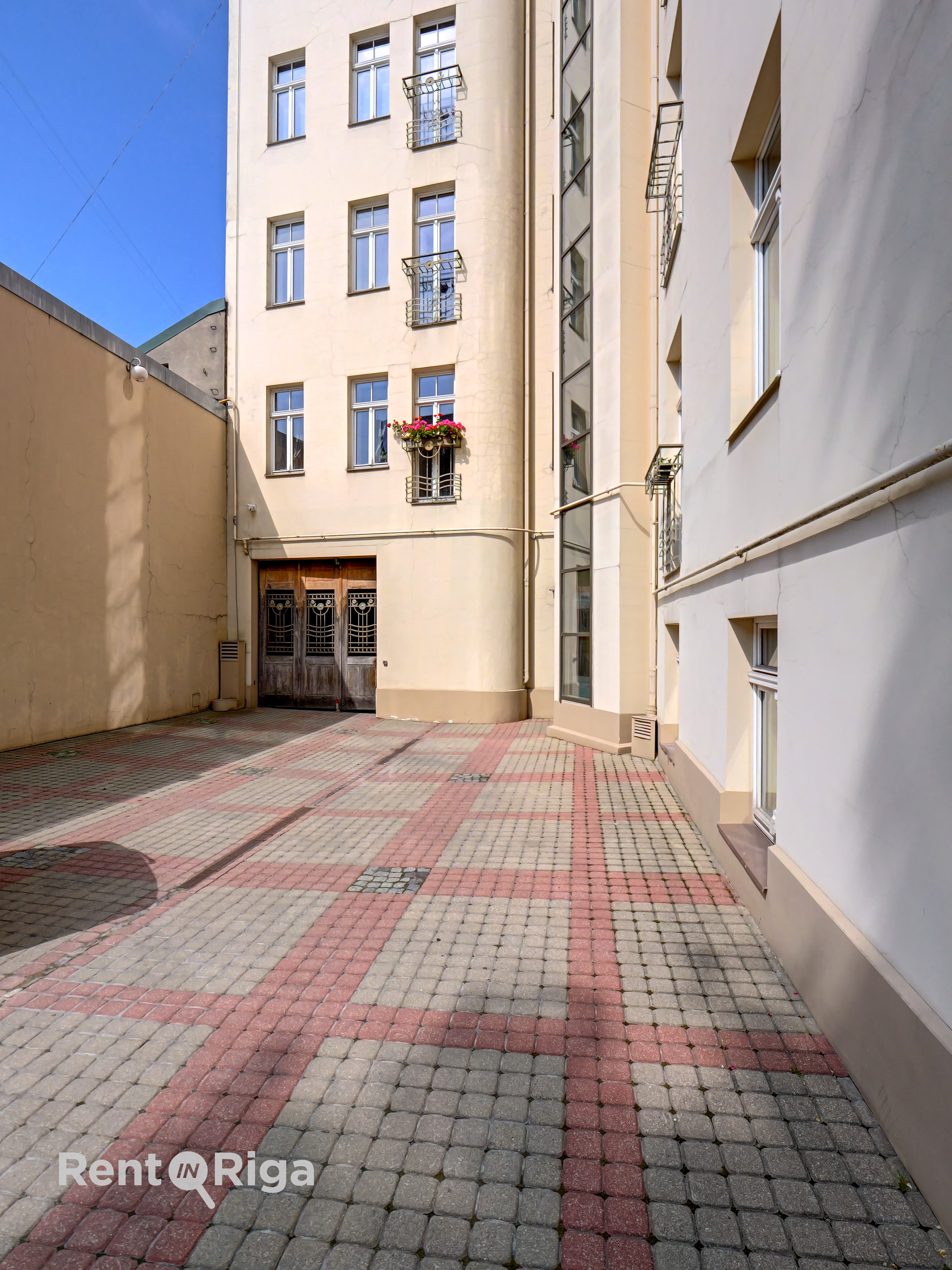Izīrē dzīvokli, Tērbatas iela 38 - Attēls 1