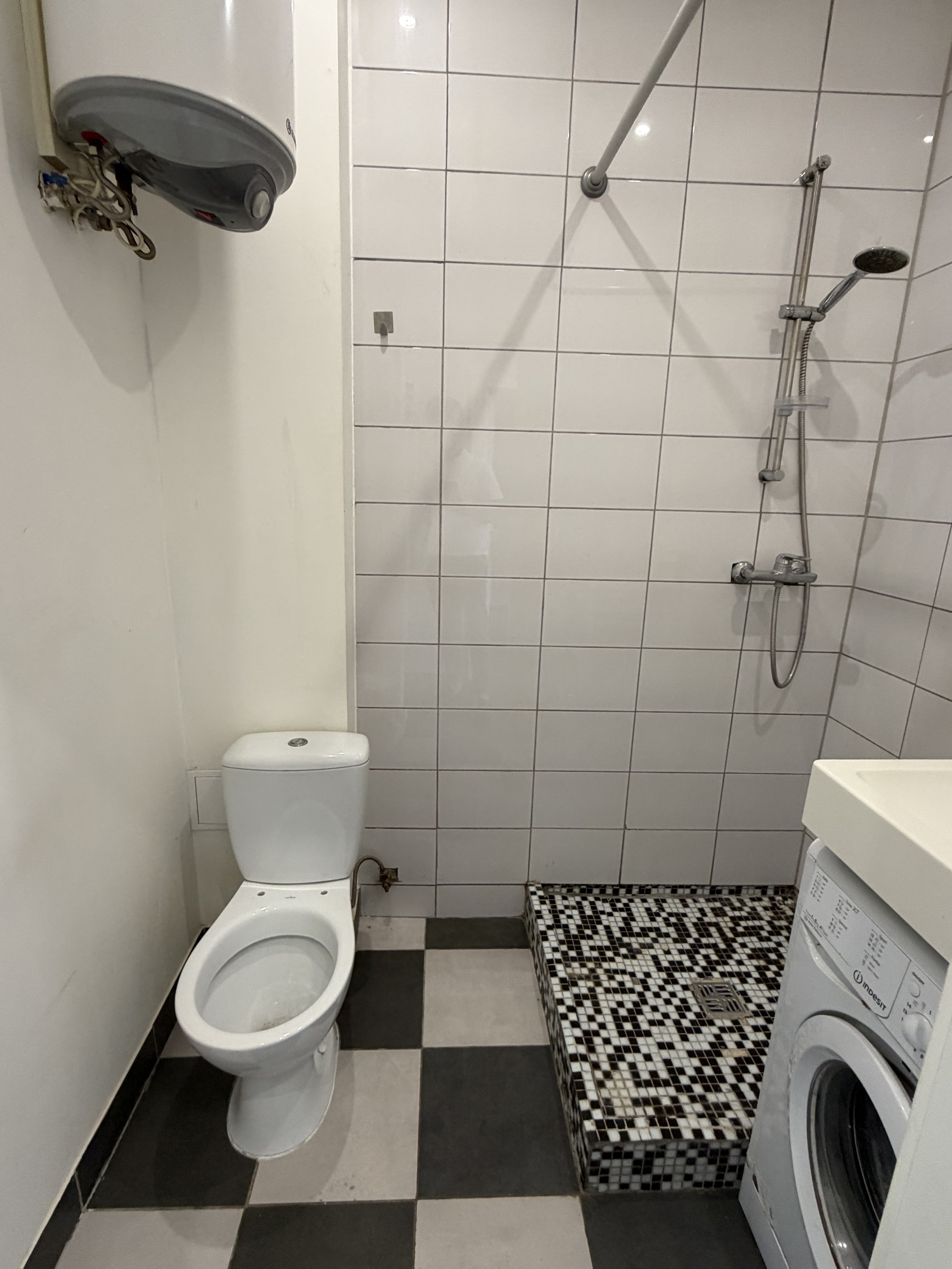Pārdod dzīvokli, Lugažu iela 14 - Attēls 1