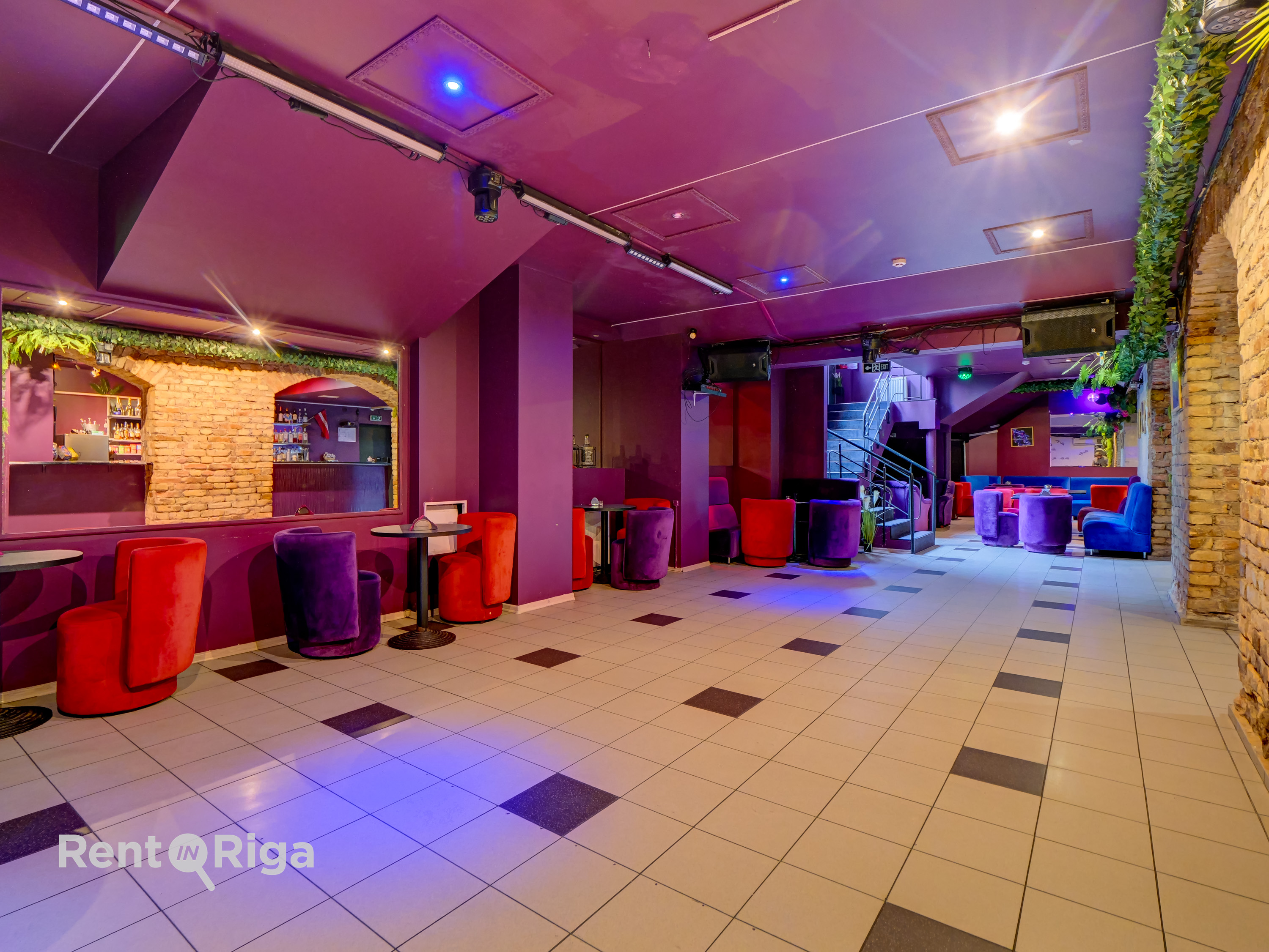 Retail premises for sale, Barona street - Image 1