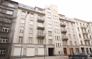 Strēlnieku 2 - Attēls